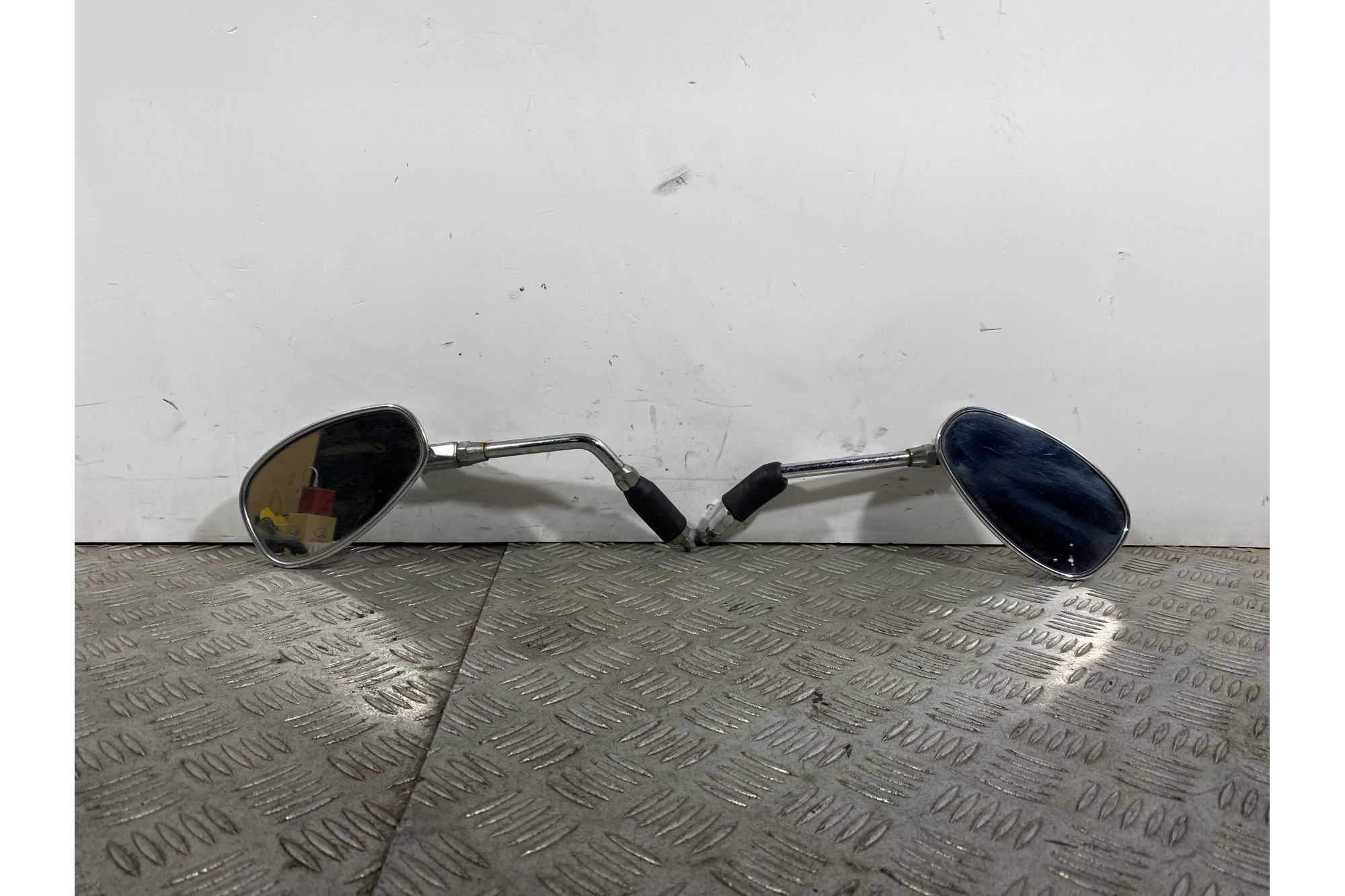 Coppia Specchietti Retrovisore Piaggio Carnaby Cruiser 300 ie dal 2008 al 2013  1740580094462
