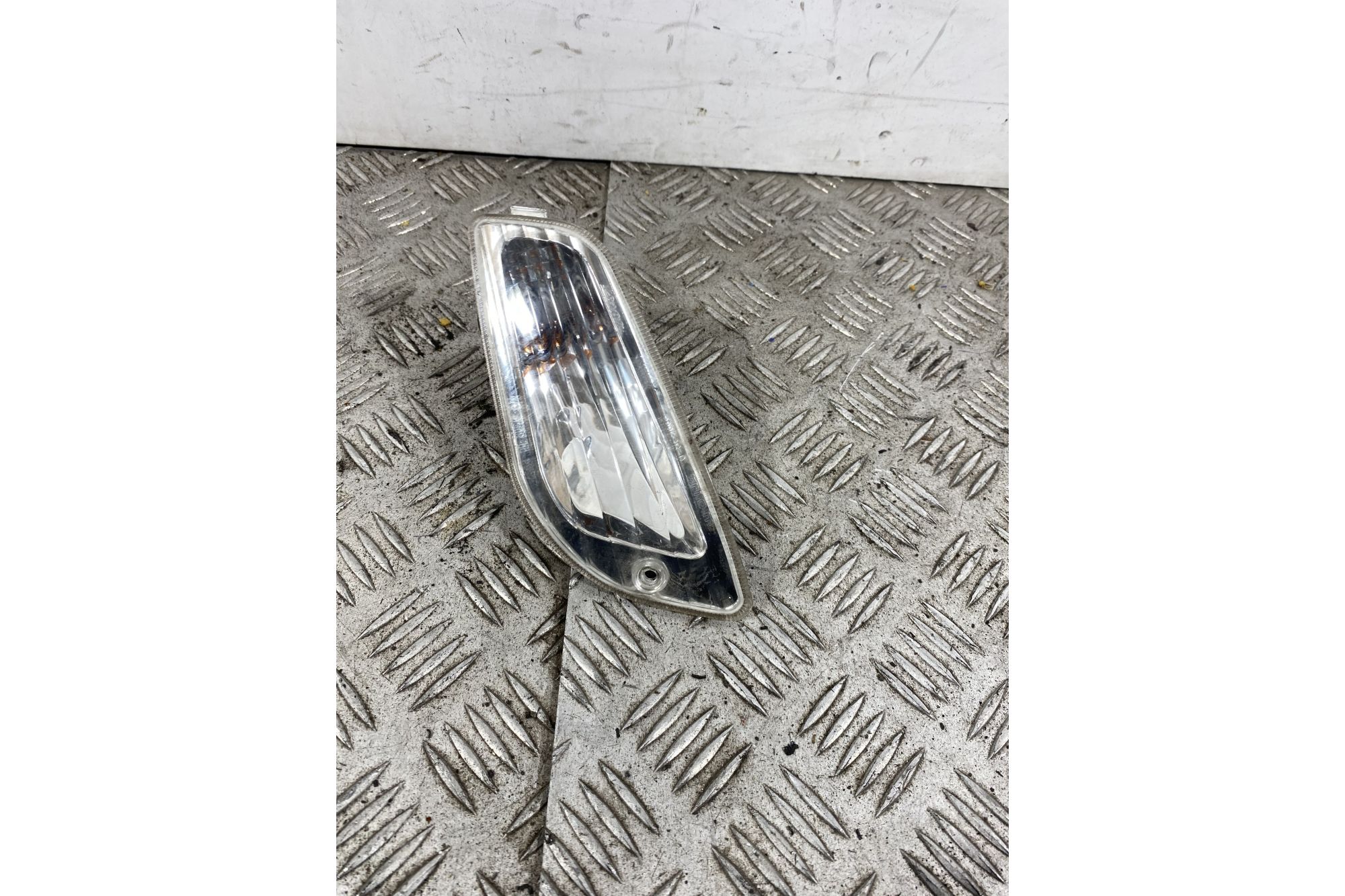 Freccia Anteriore Destra Dx Piaggio Vespa LX 125 / 150 Dal 2012 al 2013  1740581609566