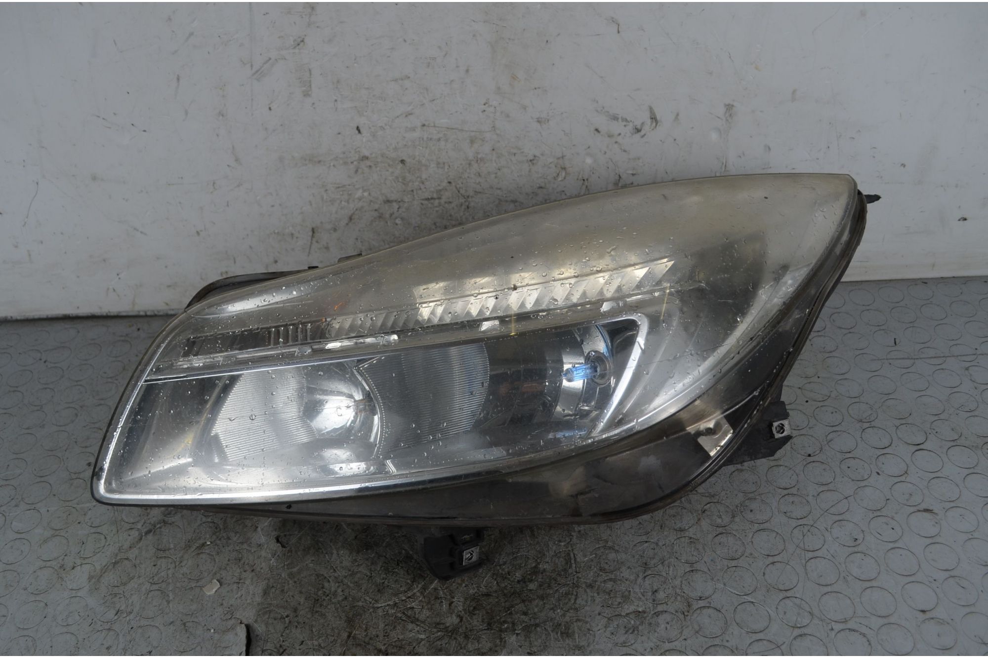 Faro Anteriore SX Opel Insignia Dal 2008 al 2017 Cod 22831926  1740730026671