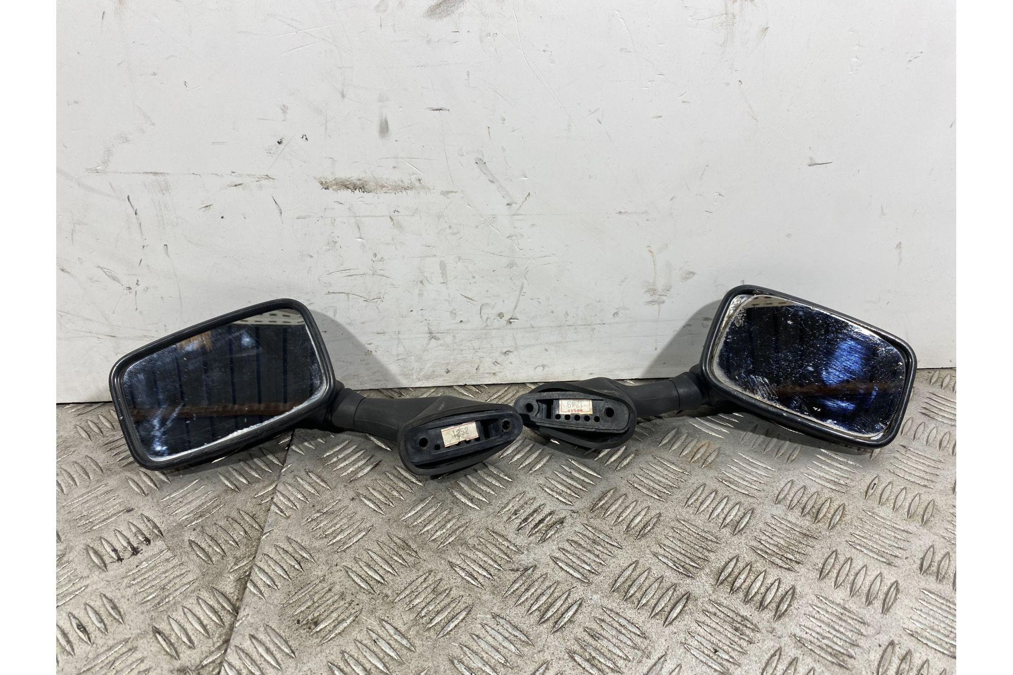 Coppia Specchietti Retrovisori Kawasaki GPZ 500S Dal 1988 Al 1993  1741162656023