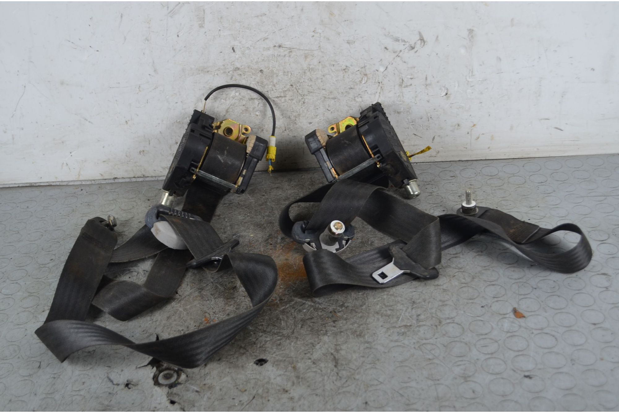Cinture Di Sicurezza Anteriori DX e SX Fiat Punto 188 Dal 1999 al 2011 Cod 33014051  1741174188222