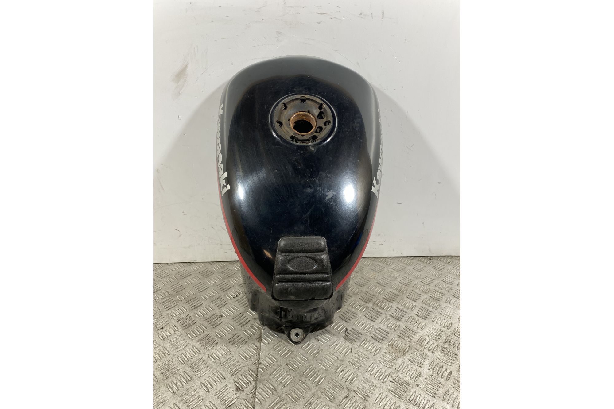 Serbatoio Benzina Kawasaki GPZ 500S Dal 1988 Al 1993  1741184267825
