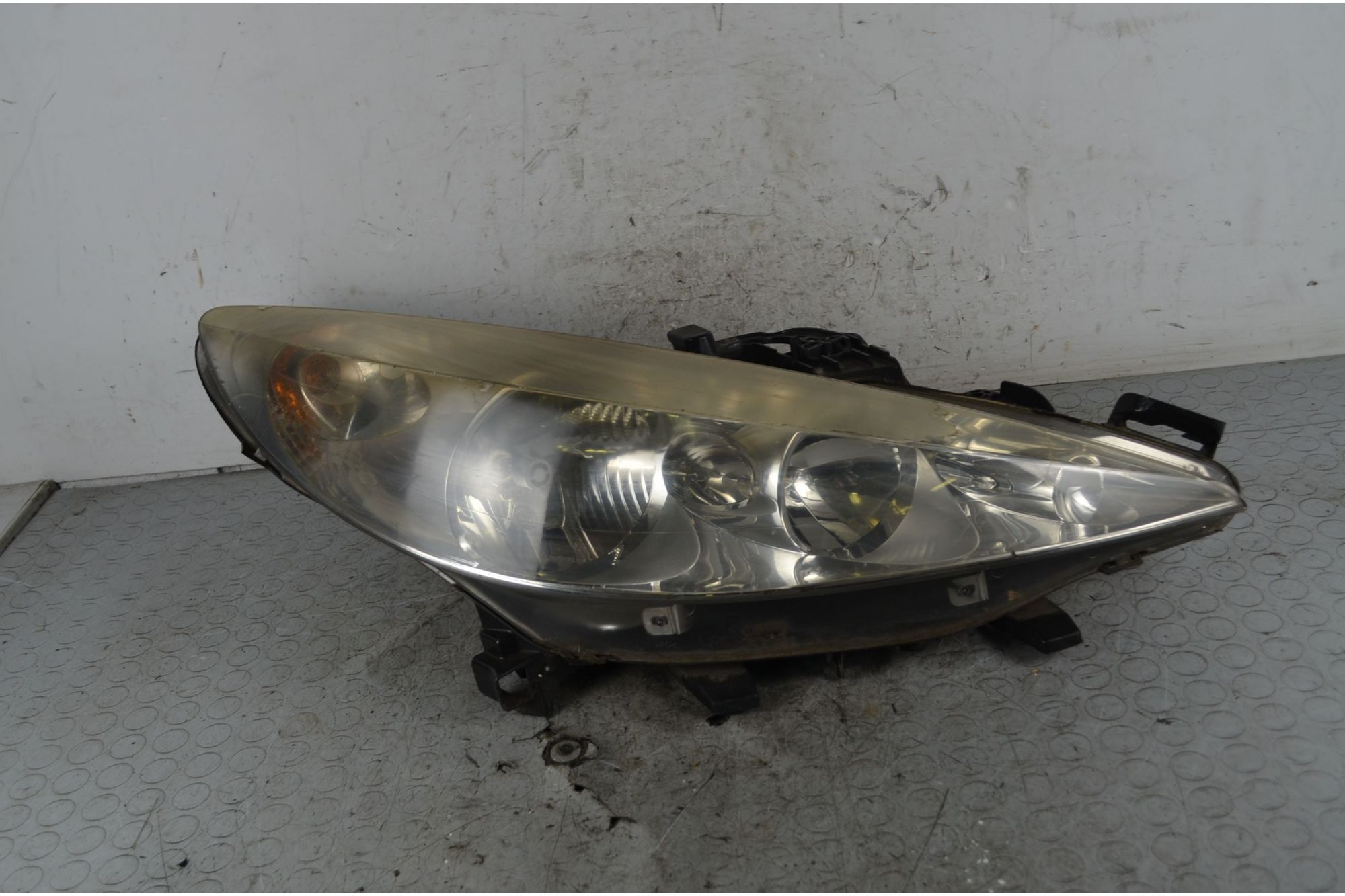 Faro Anteriore DX Peugeot 207 Dal 2006 al 2015 Cod 620695  1741268622250