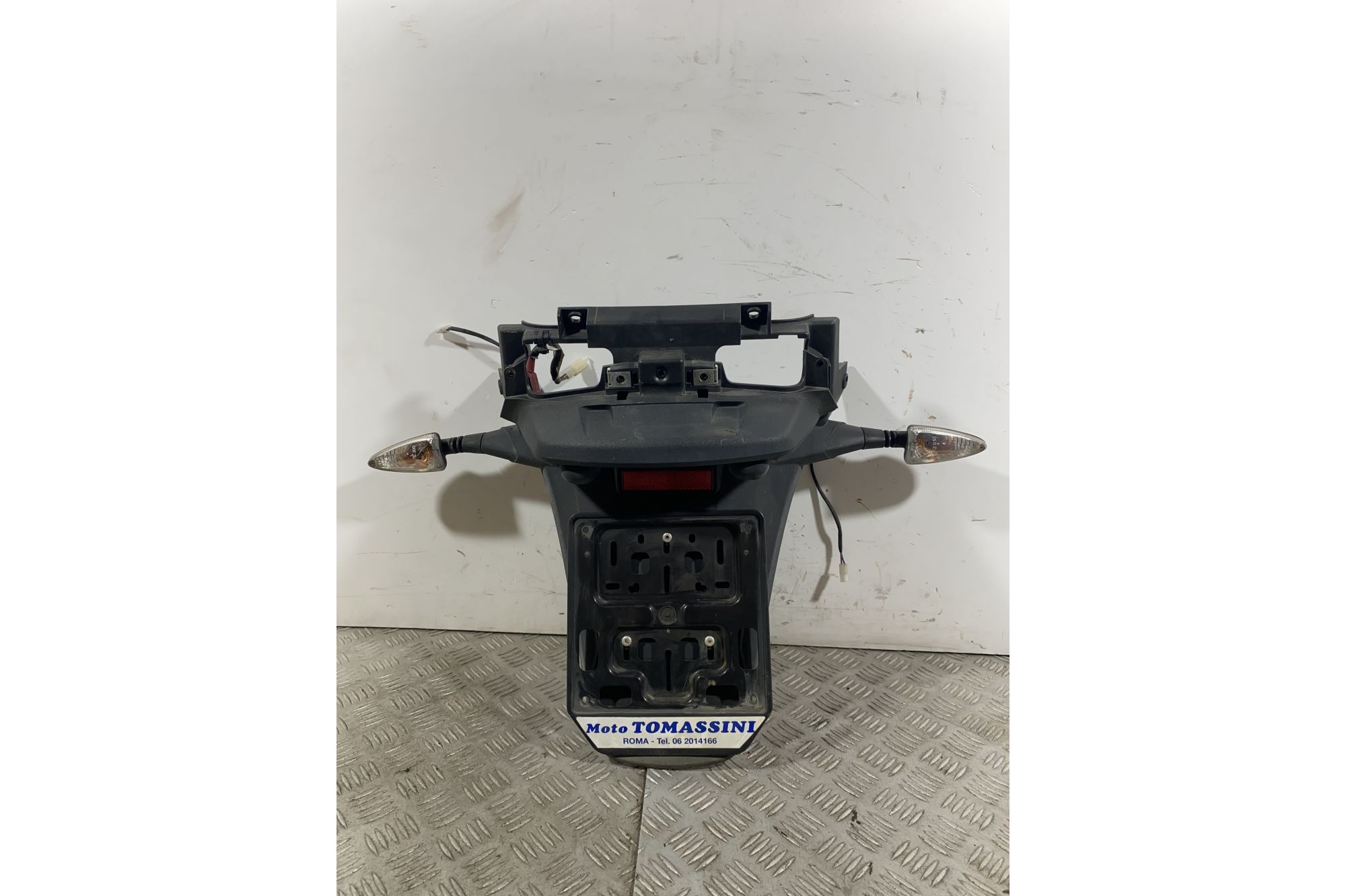 Carena Portatarga Piaggio MP3 300 Dal 2010 al 2016 COD 2B000731  1741272572947
