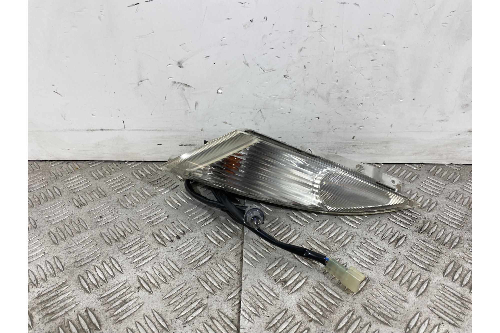 Freccia Anteriore Destra Dx Yamaha Majesty 400 dal 2004 al 2008  1741362906683