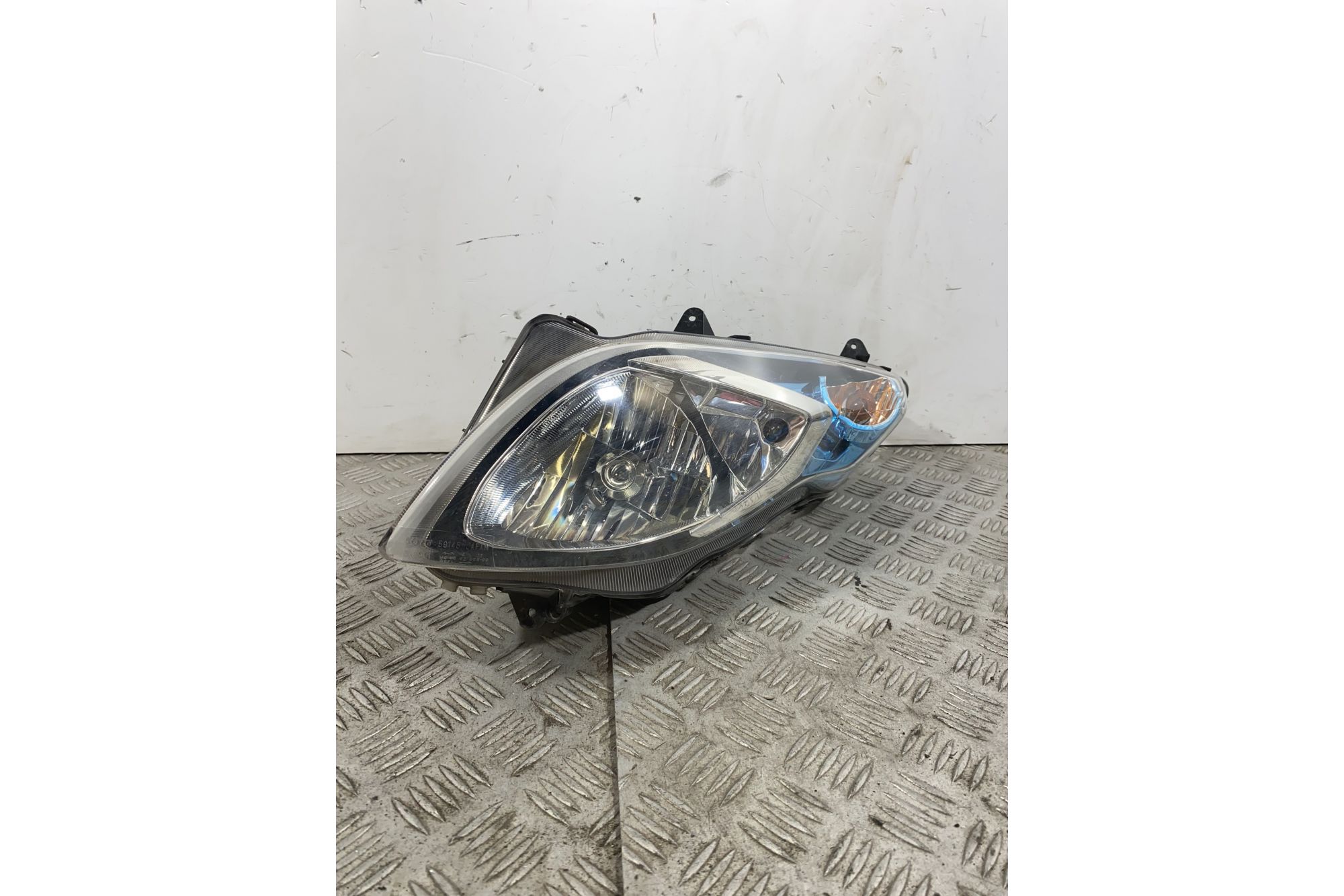 Faro Fanale Anteriore Sinistro SX Suzuki Burgman 400 K7 dal 2007 al 2013  1741605419369