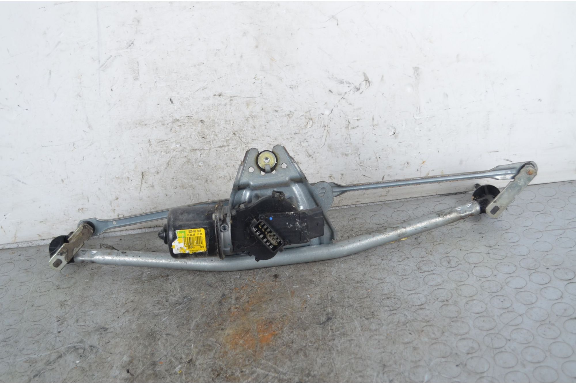 Motorino tergicristallo anteriore Renault Kangoo Dal 1997 al 2008 Cod 53563102  1741772965492