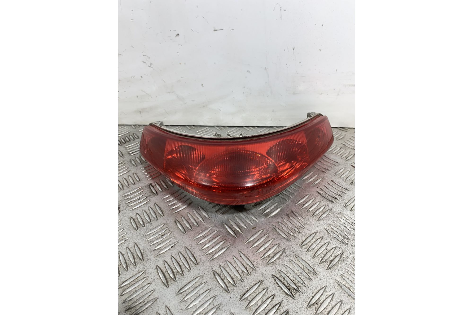 Fanale Stop Posteriore Piaggio Carnaby Cruiser 300 Dal 2009 Al 2012  1741777419136
