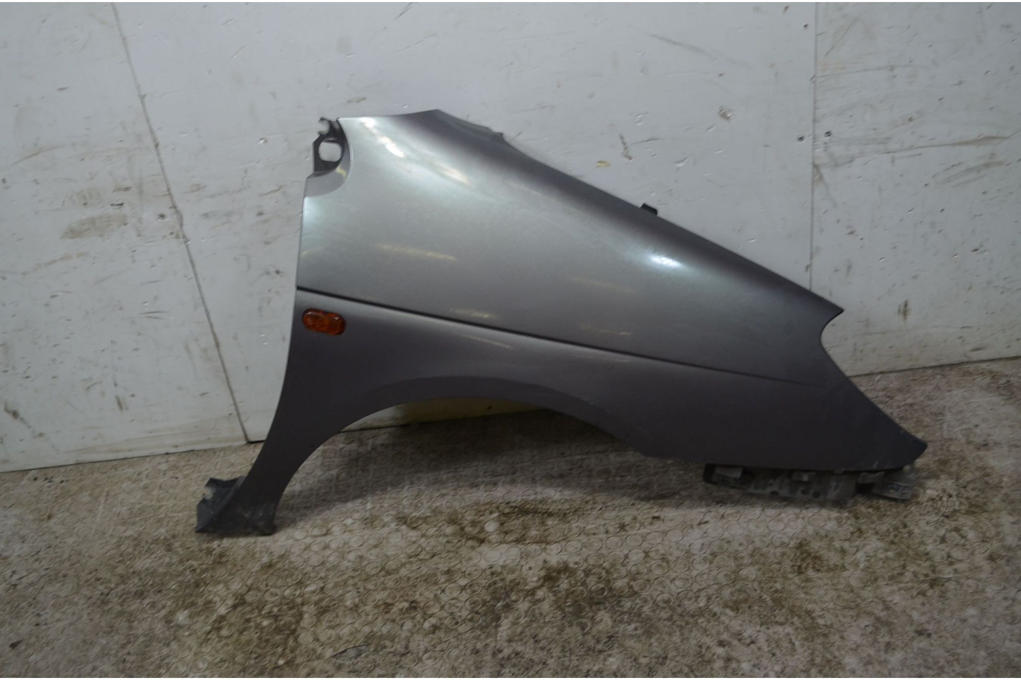 Parafango Anteriore DX Renault Megane Dal 1995 al 2003 Cod 7751696569  1741790247556