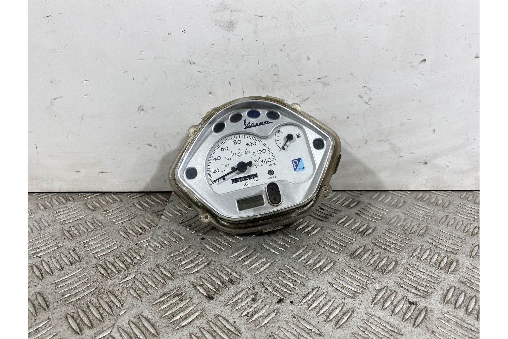 Strumentazione Contachilometri Piaggio Vespa LX 125 / 150 Dal 2012 al 2013 Km 23883  1741853838721