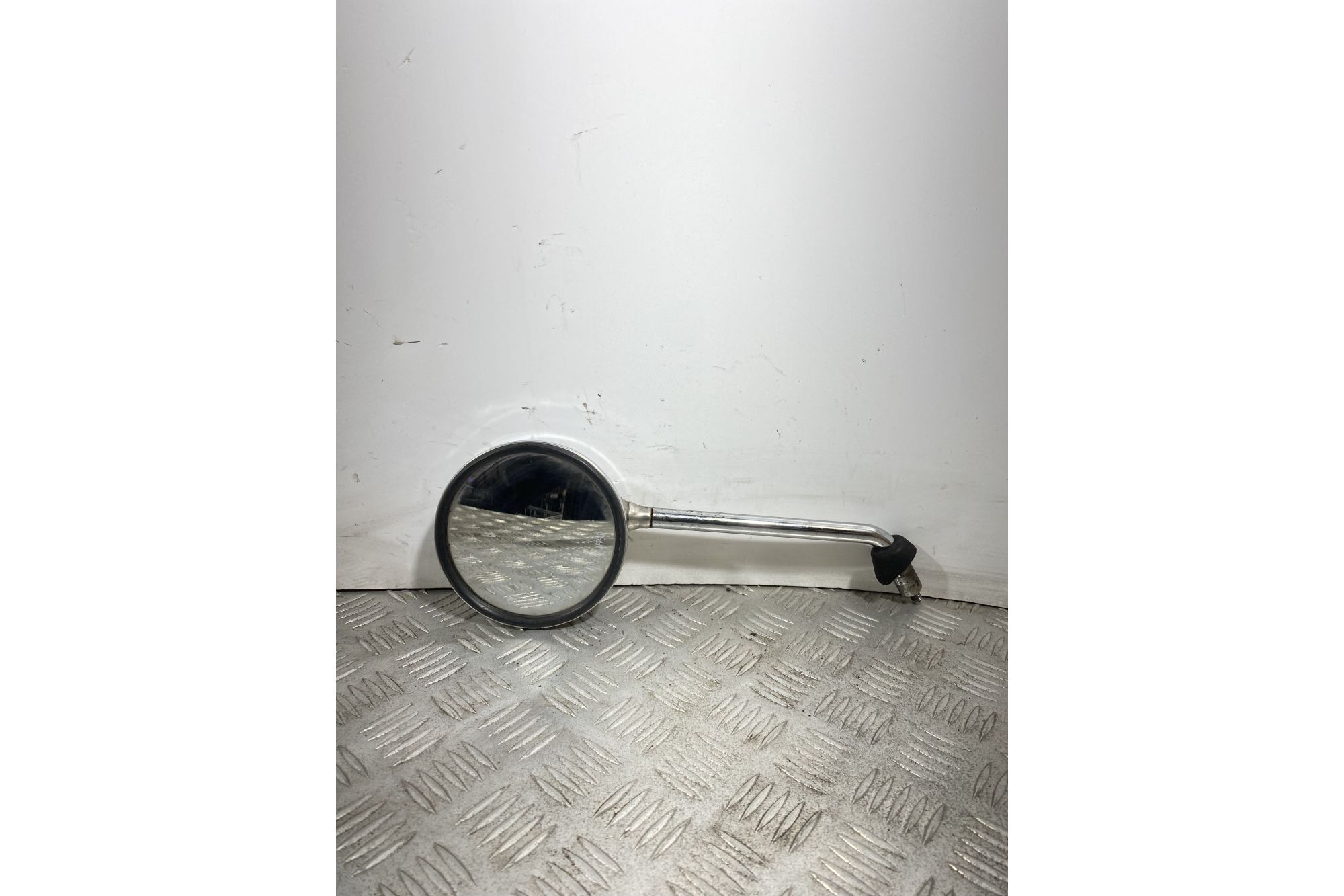 Specchietto Retrovisore Sinistro SX Piaggio Vespa LX 125 / 150 Dal 2012 al 2013  1741855476914