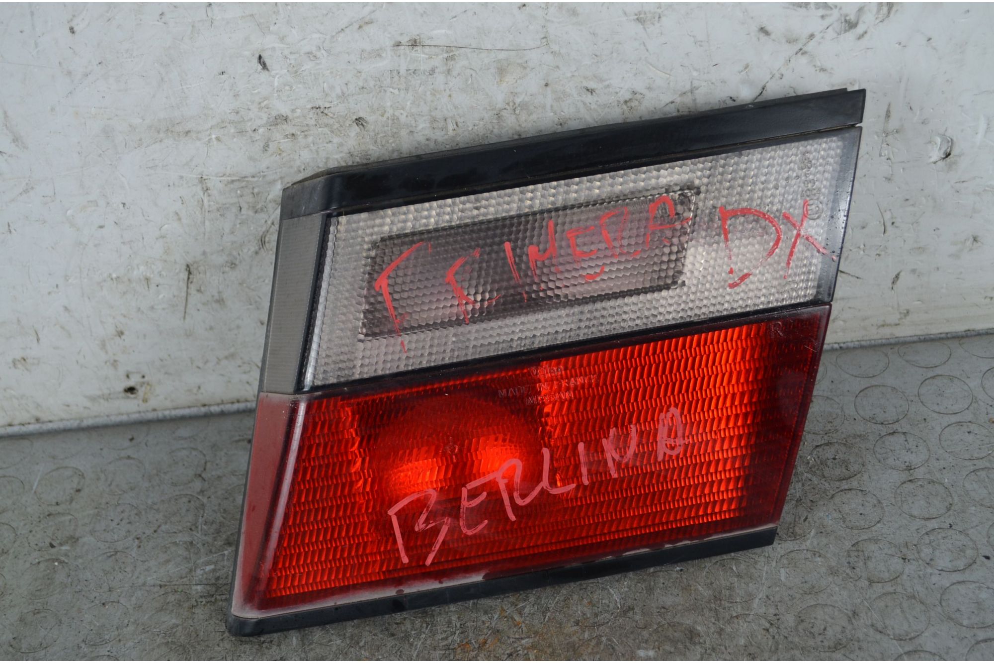 Fanale stop posteriore interno DX Nissan Primera Dal 1995 al 2001 cod 265502F925  1741863373557