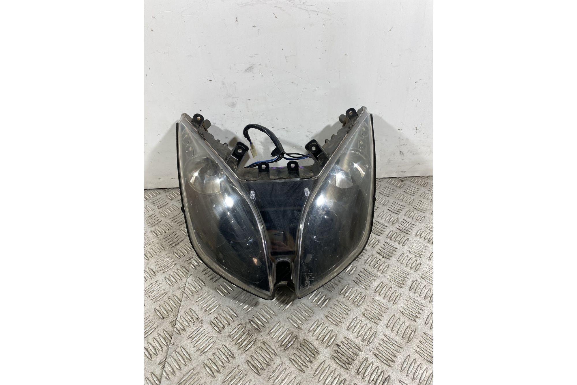 Faro Fanale Anteriore Qooder Quadro3 Dal 2015 Al 2018  1741876248408