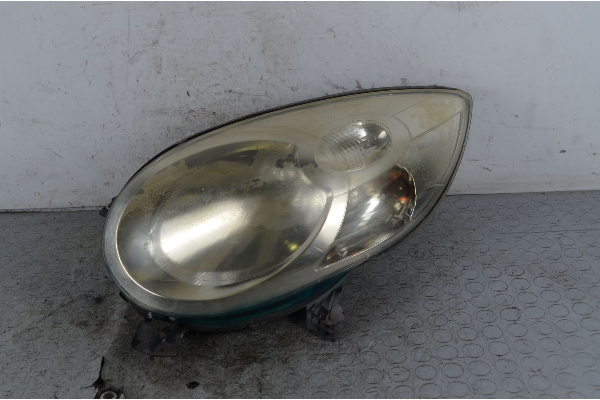 Faro Anteriore SX Citroen C1C Dal 2005 al 2012 Cod 620872  1741879712494