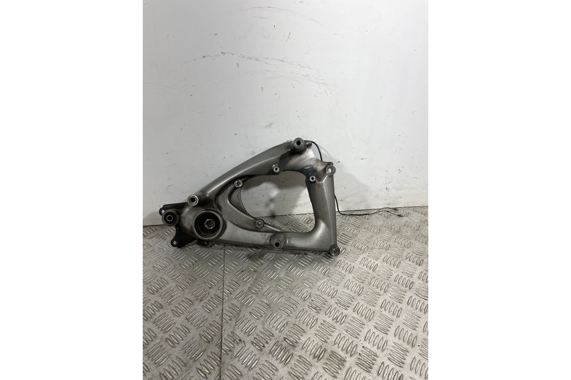 Staffa Supporto Marmitta Qooder Quadro3 Dal 2015 Al 2018  1741952338405
