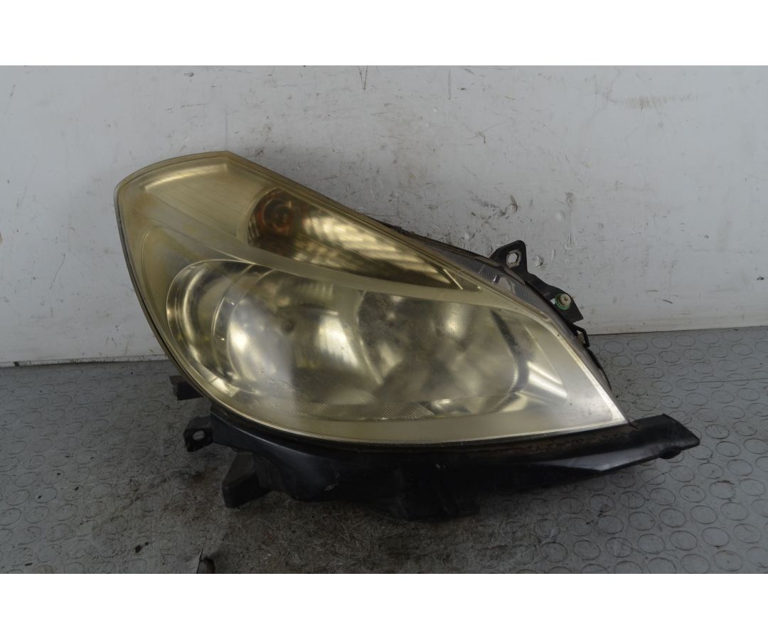 Faro Anteriore DX Renault Clio III Dal 2005 al 2013 Cod 260104392R 1742204127433 Faro Anteriore DX Renault Clio III Dal 2005 al 2013 Cod 260104392R 1742204127433