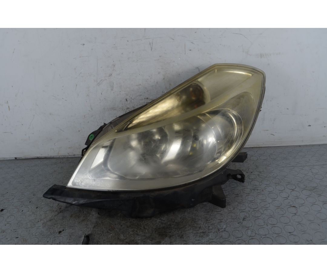 Faro Anteriore SX Renault Clio III Dal 2005 al 2013 Cod 260608589R 1742204655431 Faro Anteriore SX Renault Clio III Dal 2005 al 2013 Cod 260608589R 1742204655431