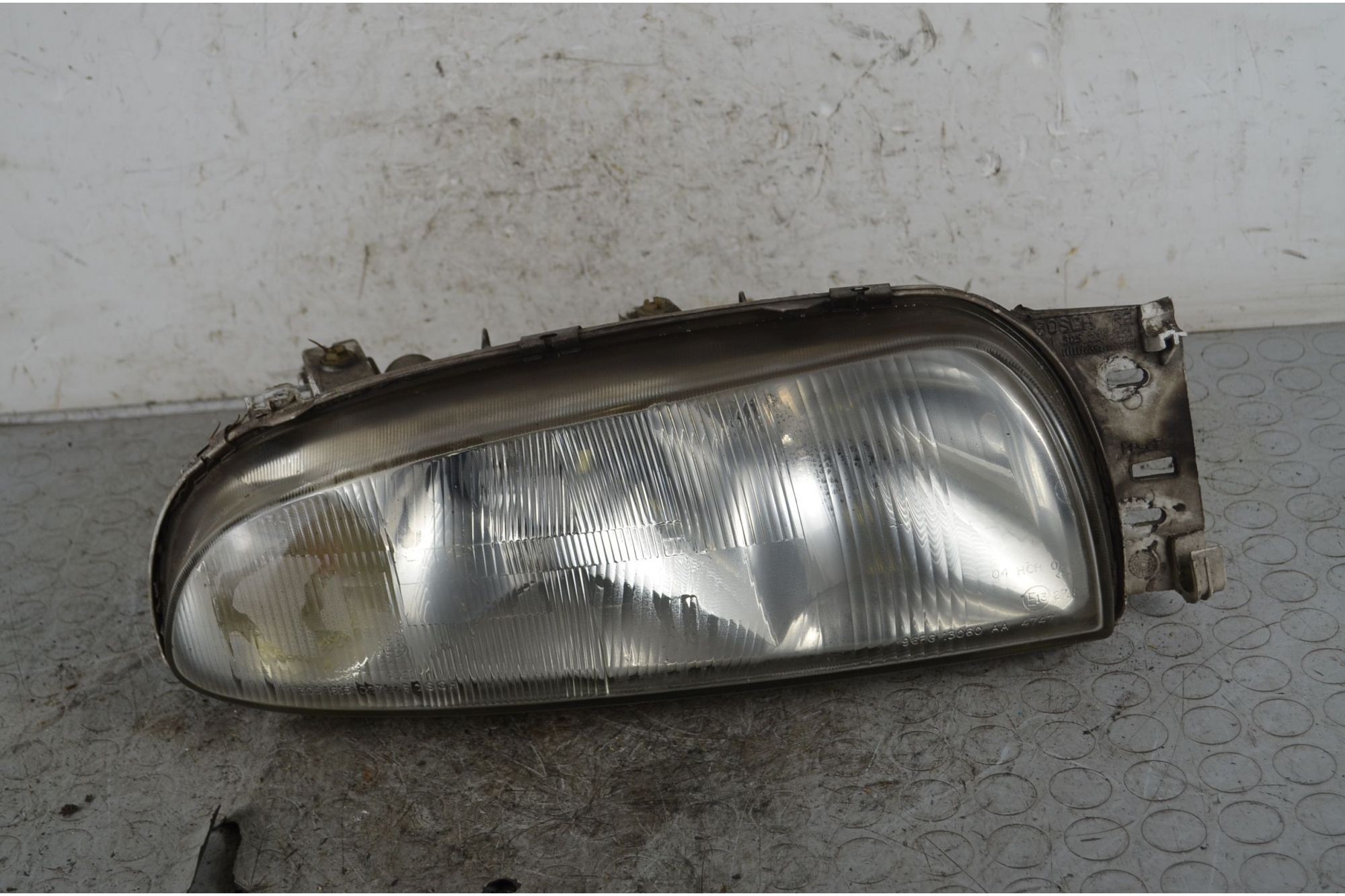 Faro Anteriore DX Ford Fiesta IV Dal 1995 al 2002 Cod 1042630  1742207489934