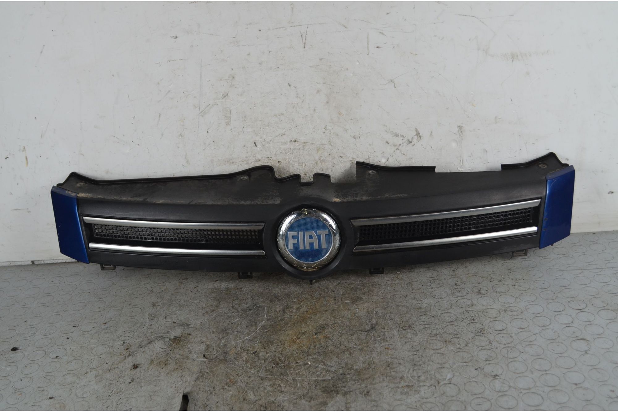 Griglia anteriore Fiat Panda Dal 2003 al 2012 Cod 735463491  1742209404119