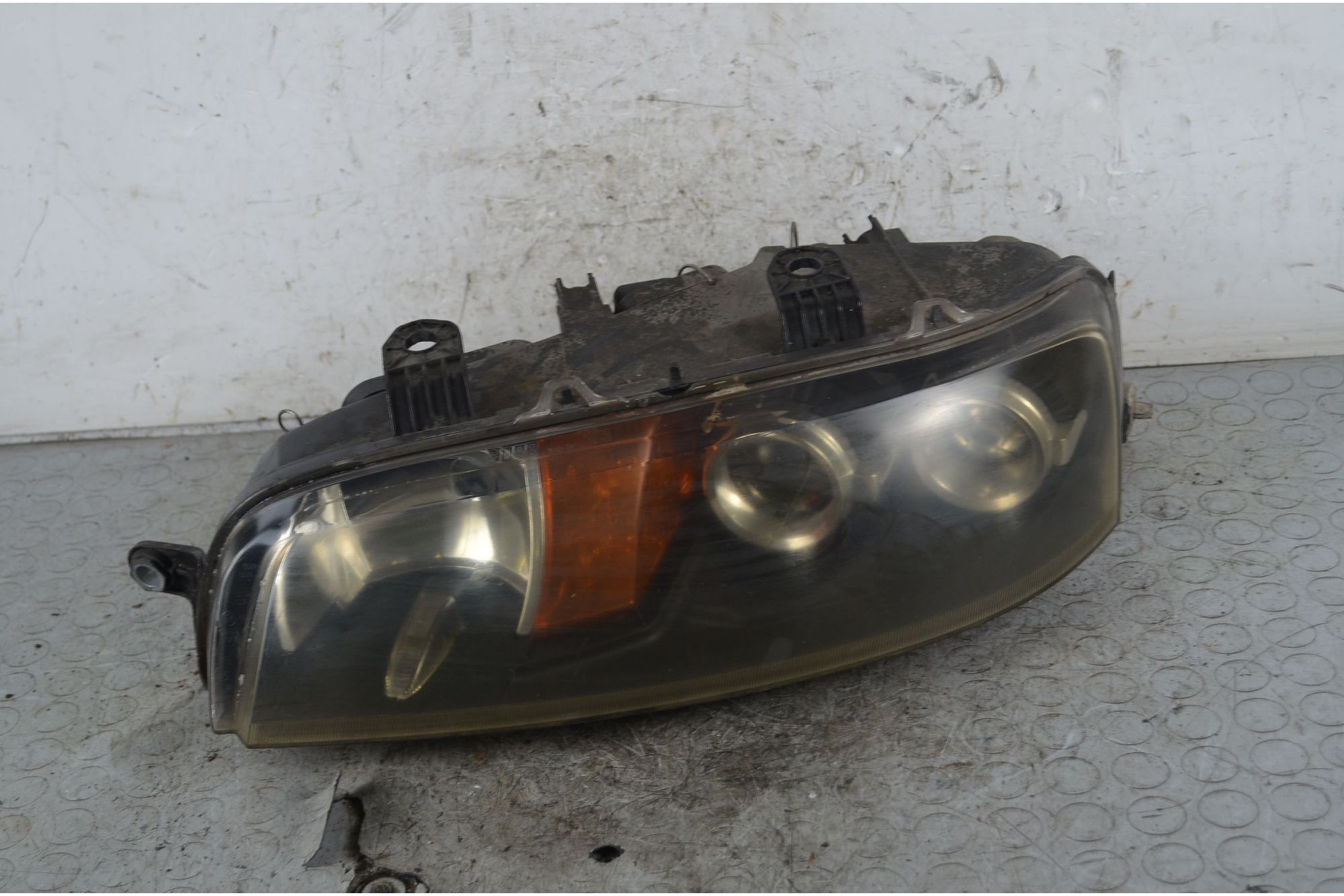 Faro Anteriore SX Fiat Punto 188 Dal 1999 al 2011 Cod 51712397  1742210271069