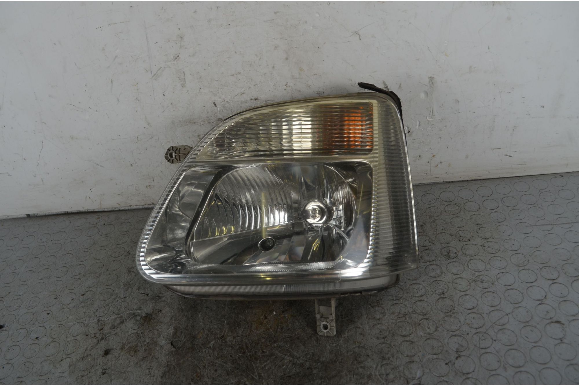Faro Anteriore SX Opel Agila A Dal 2000 al 2007 Cod 9212210  1742217928119