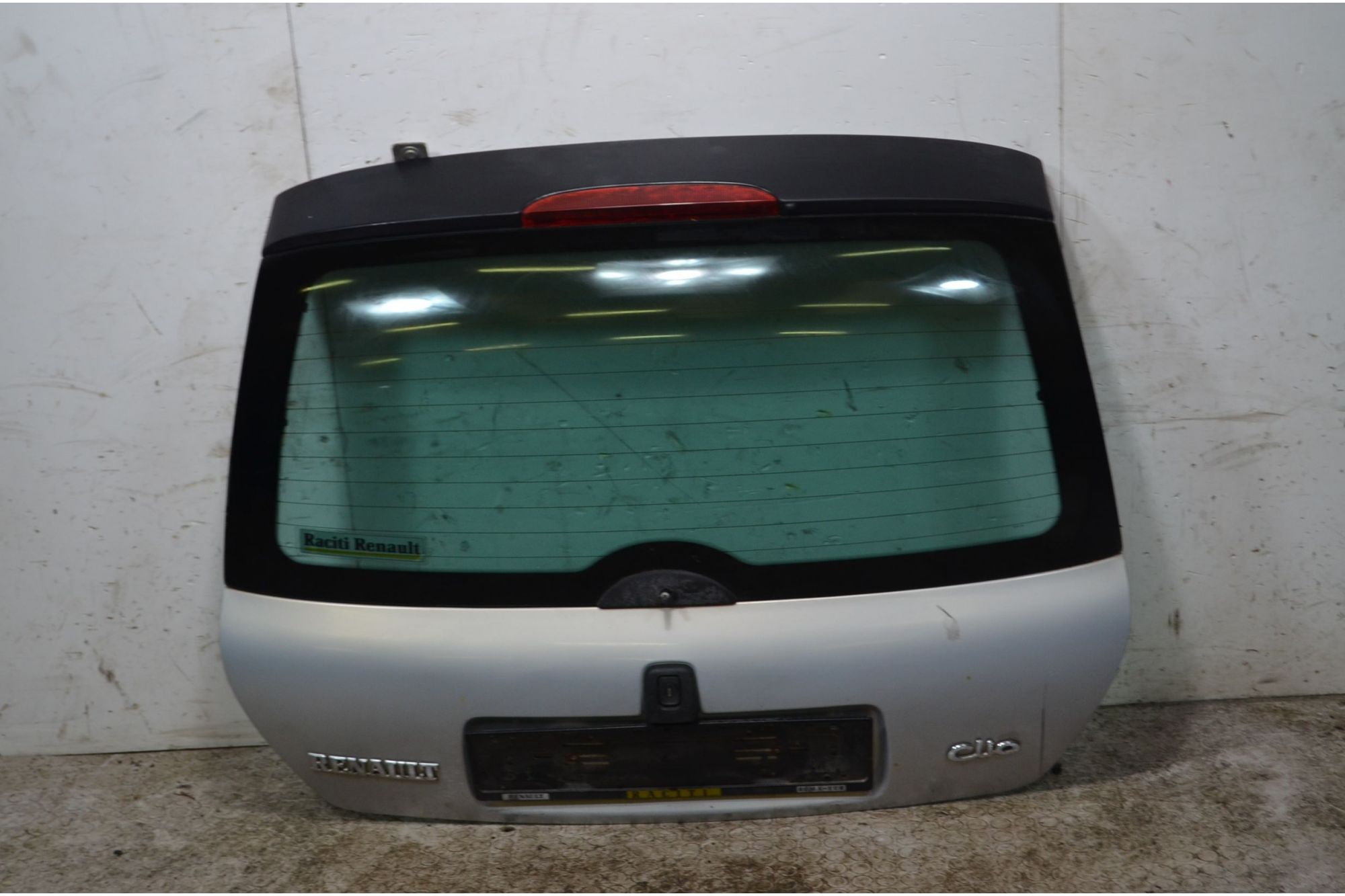 Portellone bagagliaio Renault Clio II Dal 2001 al 2010 Cod 7751473239  1742223513767