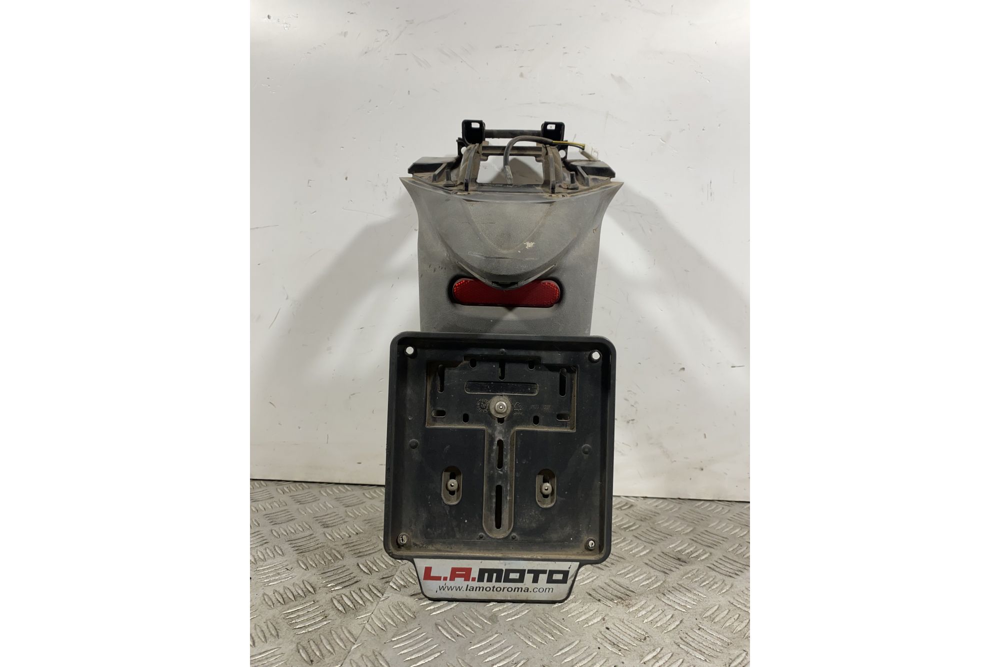 Carena Portatarga Posteriore Piaggio Liberty 150 3V dal 2013 al 2015  1742226894535