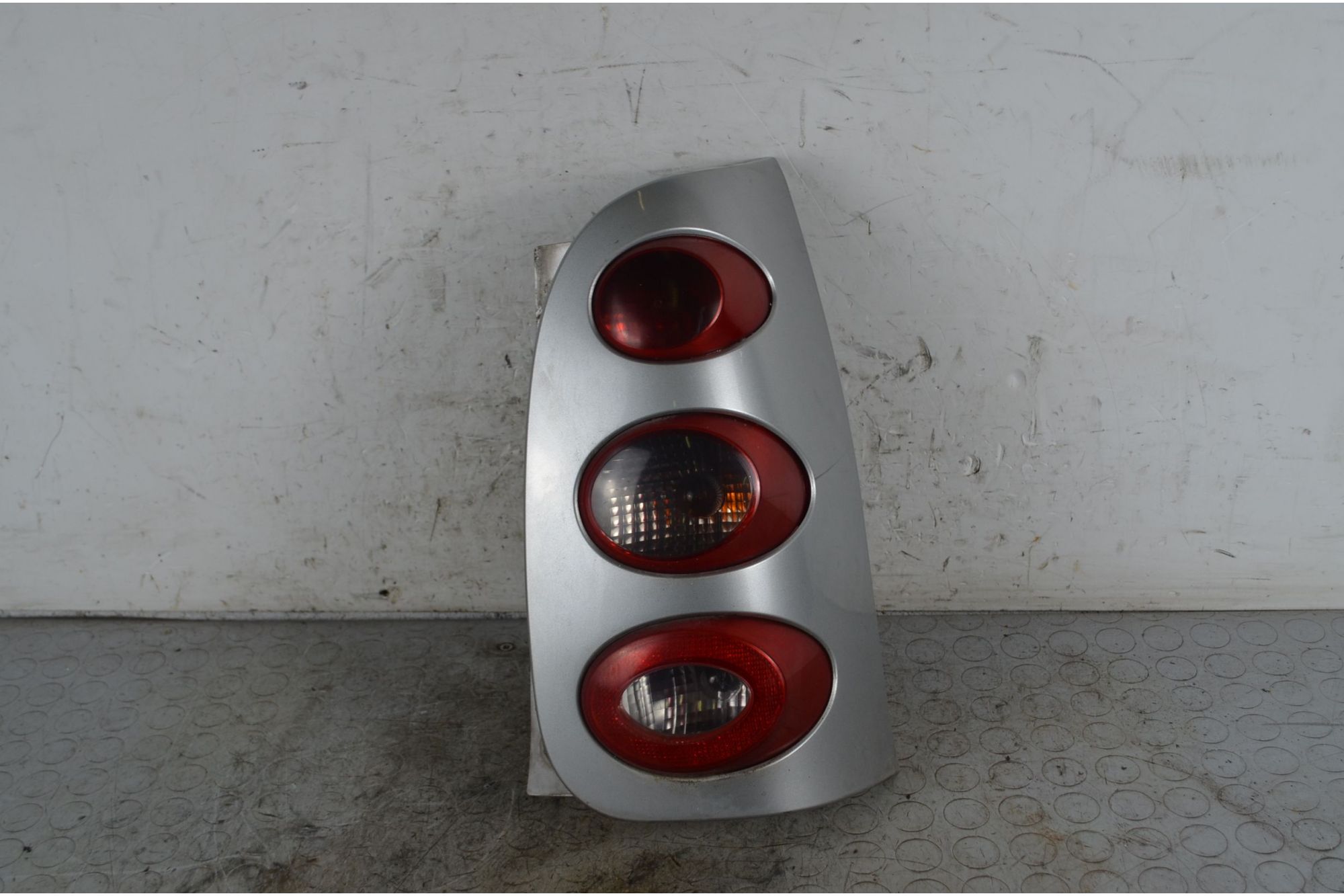 Fanale Stop Posteriore DX Smart ForTwo W450 Dal 1998 al 2007 Cod Q0001729V008000000  1742283283570
