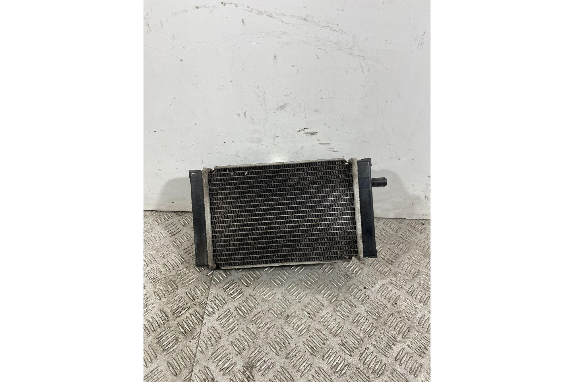 Radiatore Con Elettroventola Qooder Quadro3 Dal 2015 Al 2018  1742285480571