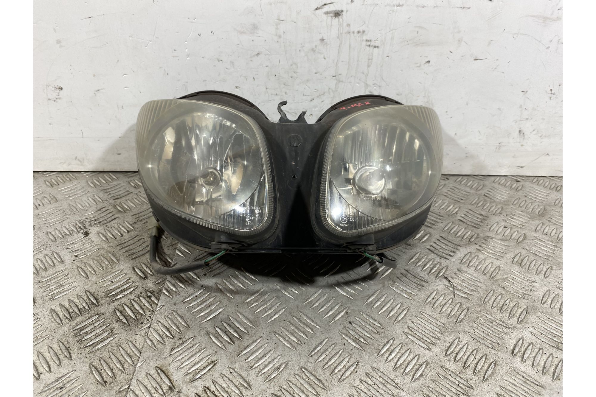 Faro Fanale Anteriore Yamaha T-max Tmax 500 Dal 2004 al 2007 ATTACCHI ROTTI  1742291621753