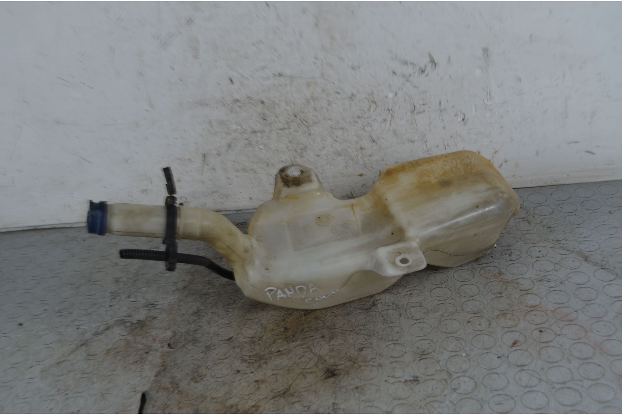 Vaschetta Acqua Tergicristalli Fiat Panda Dal 2003 al 2012 Cod 46804527  1742369967790