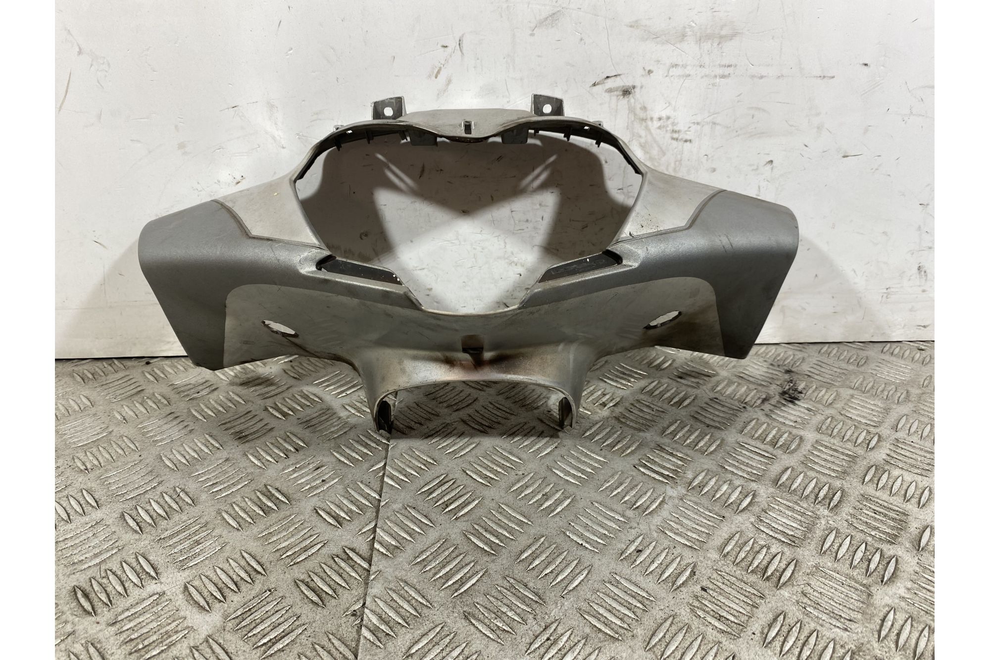 Carena Coprimanubrio Portafaro Kymco People GT 300 Dal 2010 al 2017  1742383990644