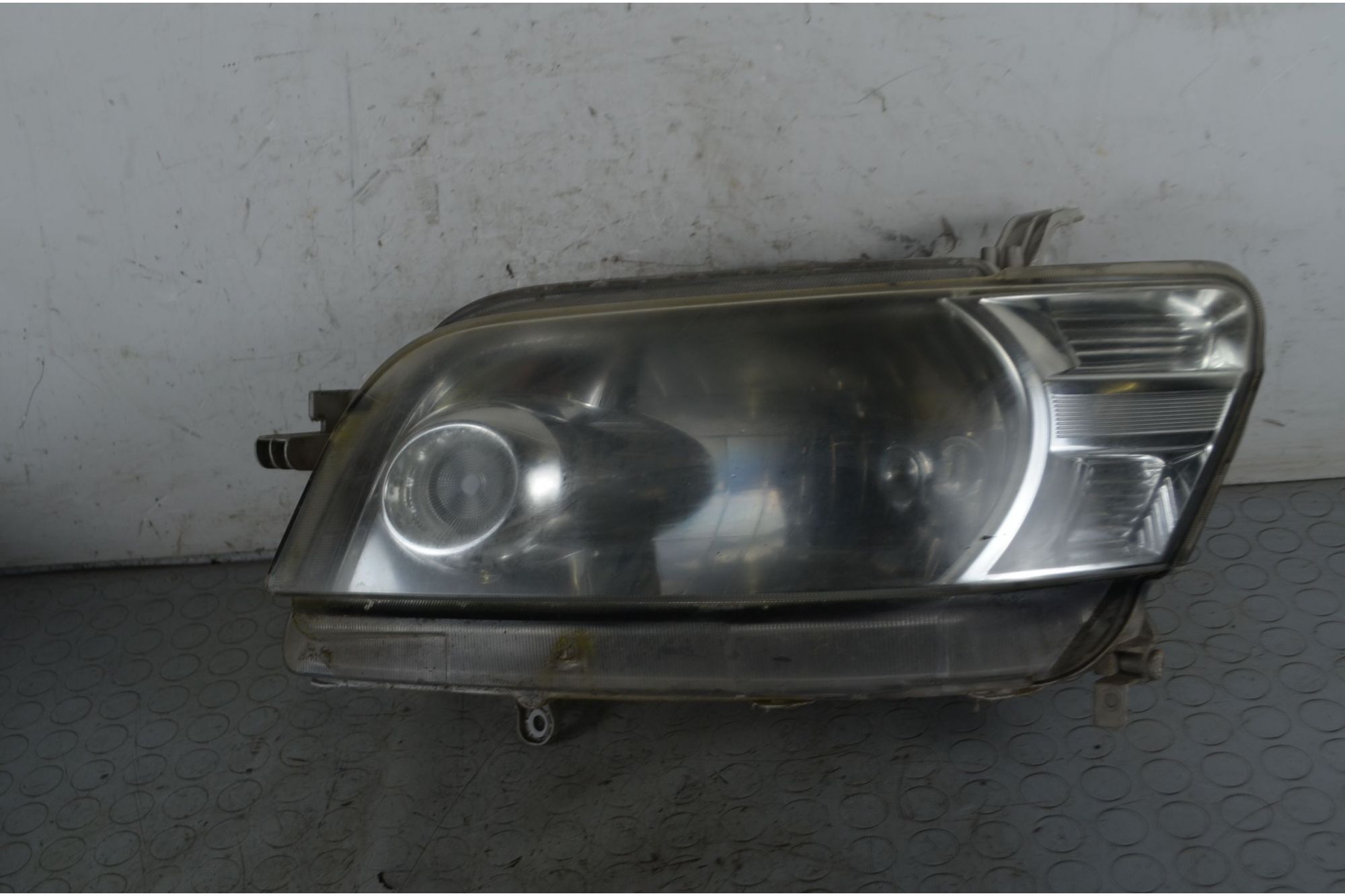 Faro Anteriore SX Daihatsu Materia Dal 2006 al 2016 Cod 81150B1190  1742469230404