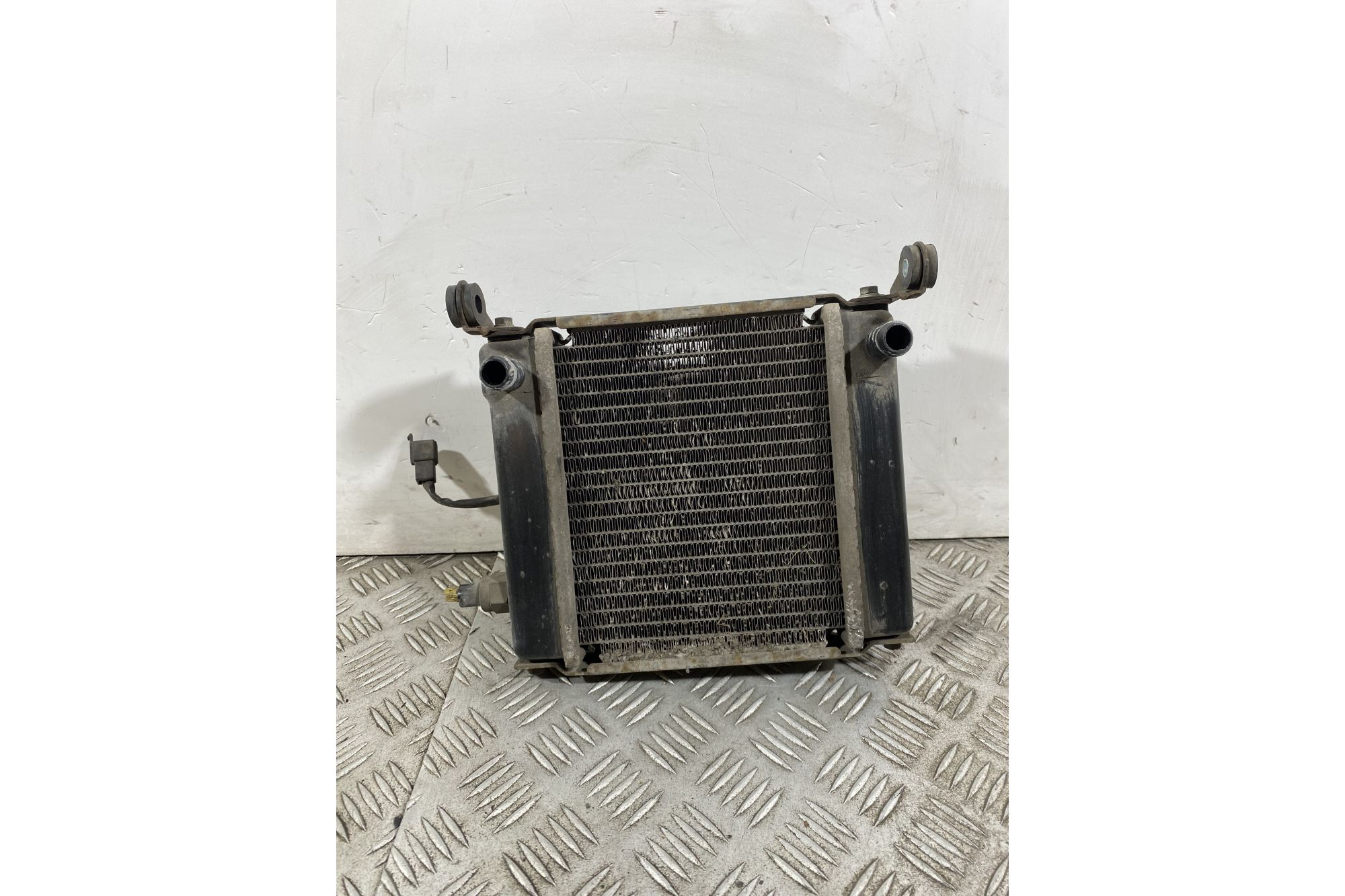 Radiatore Con Elettroventola Kymco Downtown 200 dal 2008 al 2017  1742479462581