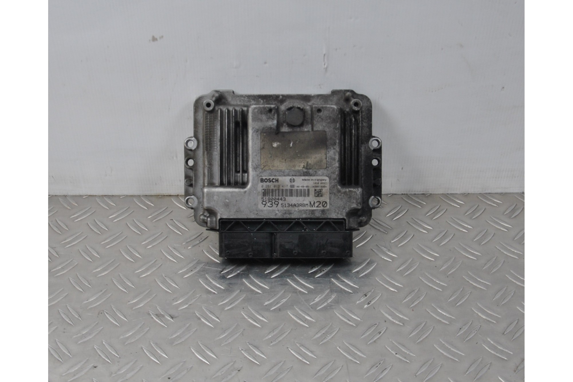 Centralina ECU Alfa Romeo 159 dal 2005 al 2011 cod 51800443  1620229302526