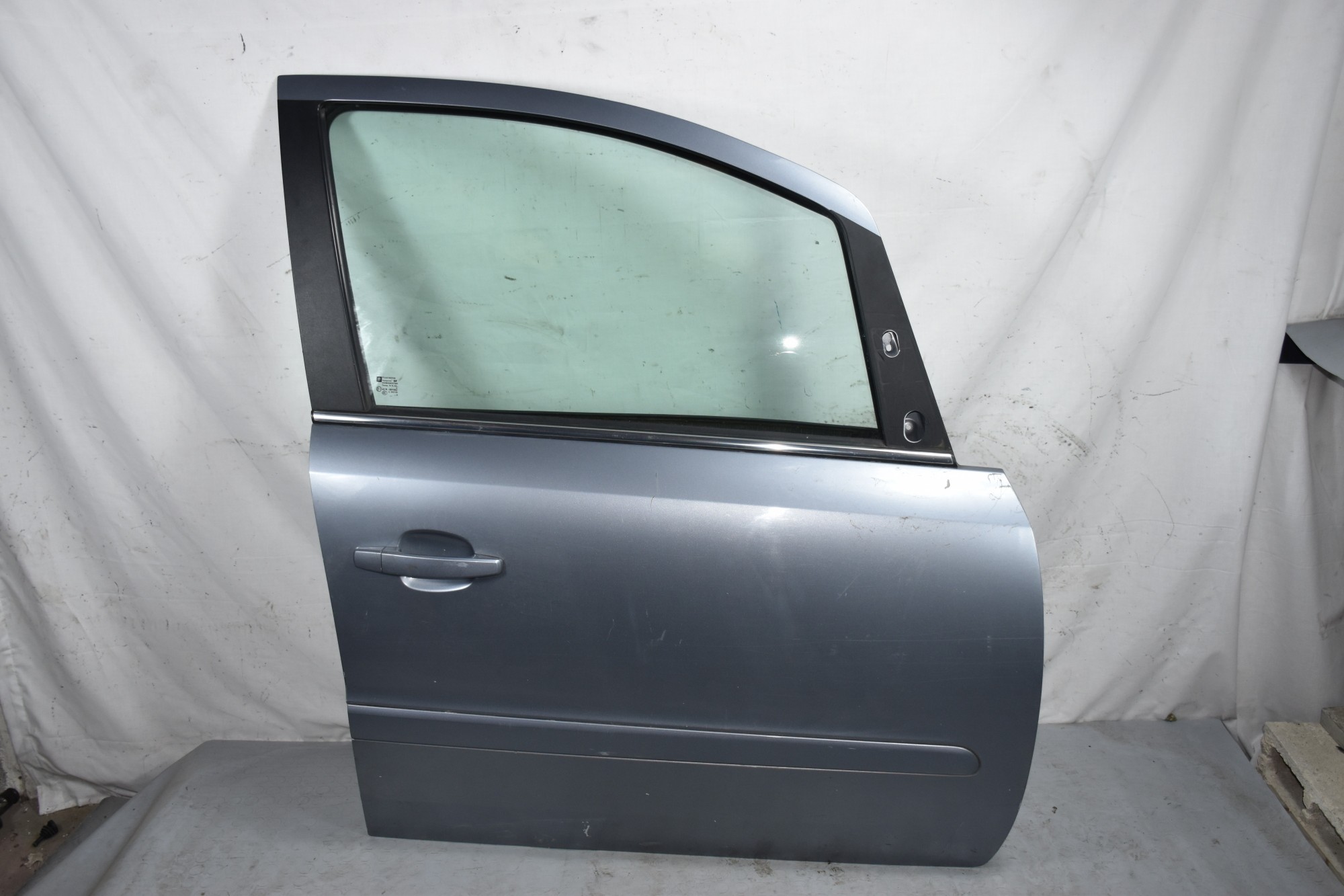 Portiera sportello anteriore DX Grigio Chiaro Opel Zafira B Dal 2005 al 2011  1623938543846