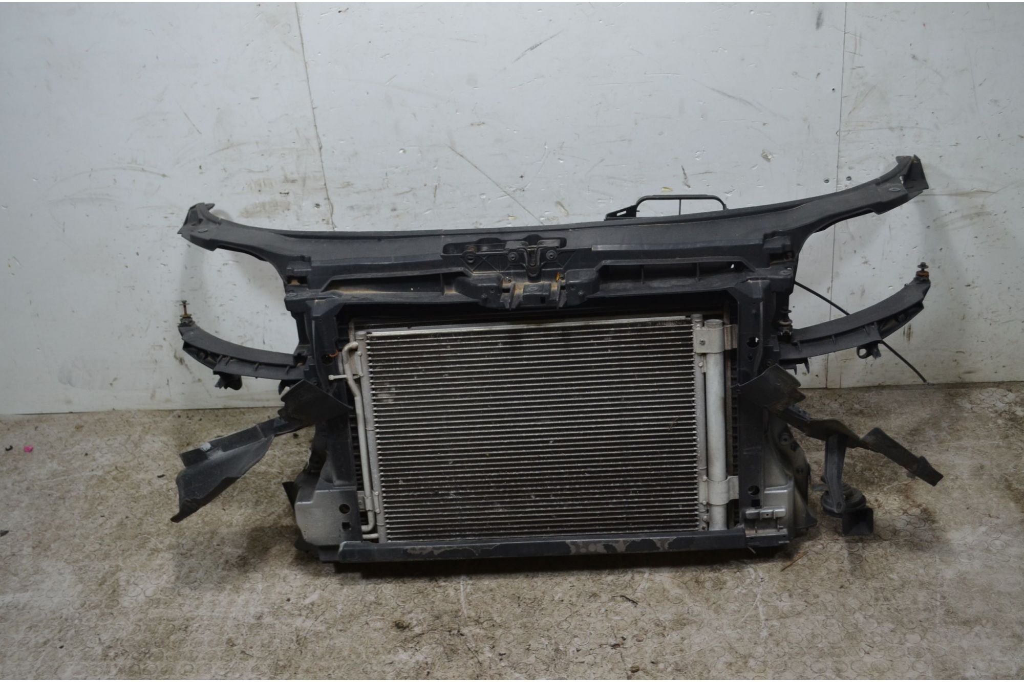 Ossatura calandra con radiatori Audi A3 8p Dal 2003 al 2010 Cod 8P0805588L  1742890421624