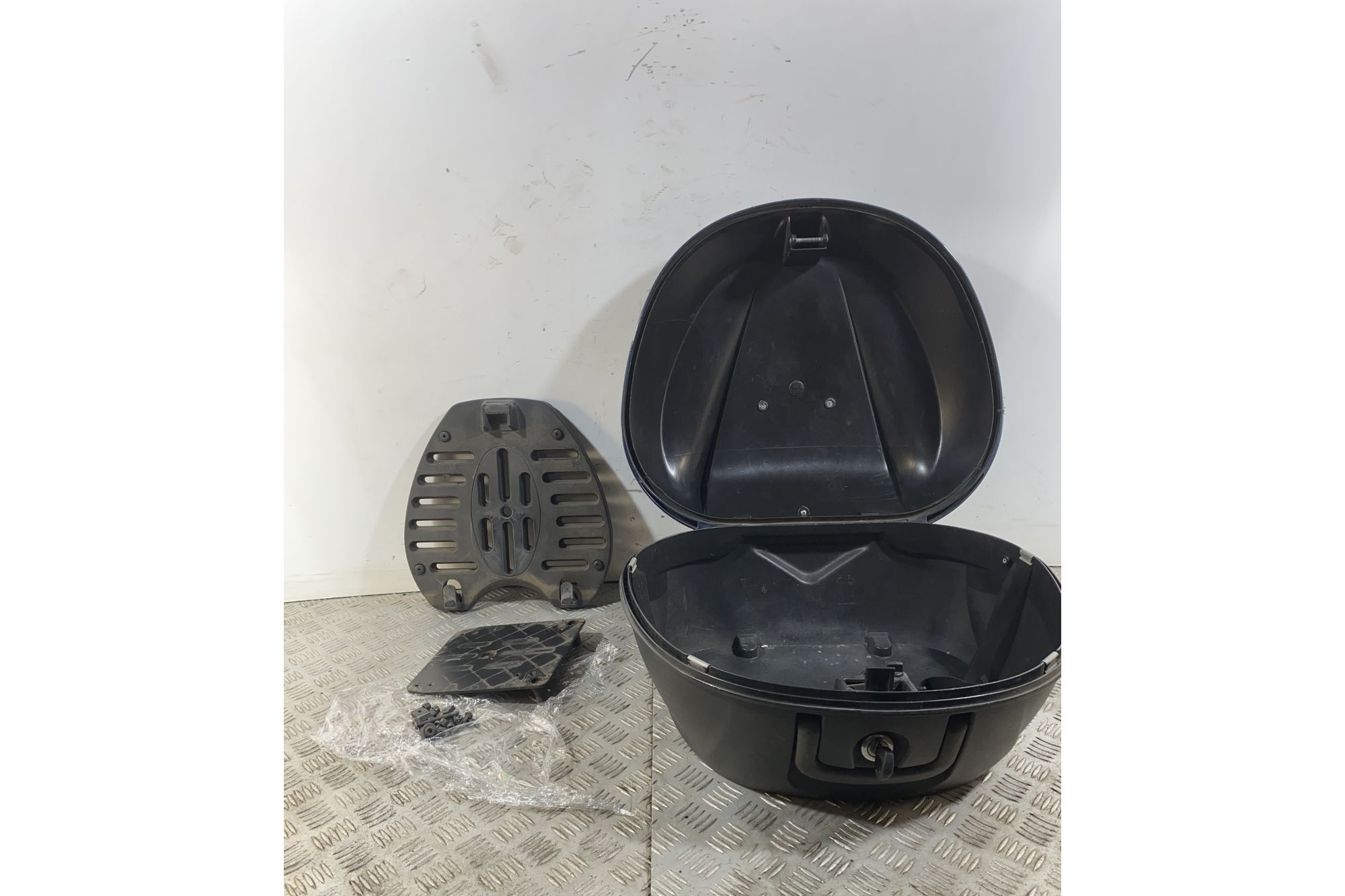 Bauletto Piaggio 30 Litri Con Piastra  1742894603248