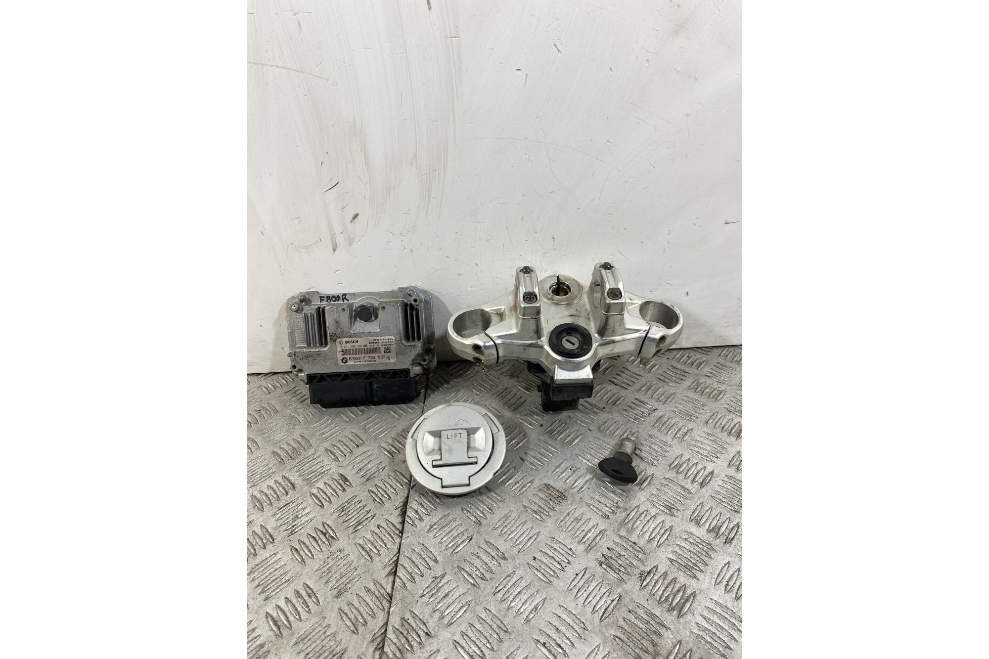Kit Chiave BMW F800 R Dal 2009 Al 2011 COD 0261209392  1742911184446