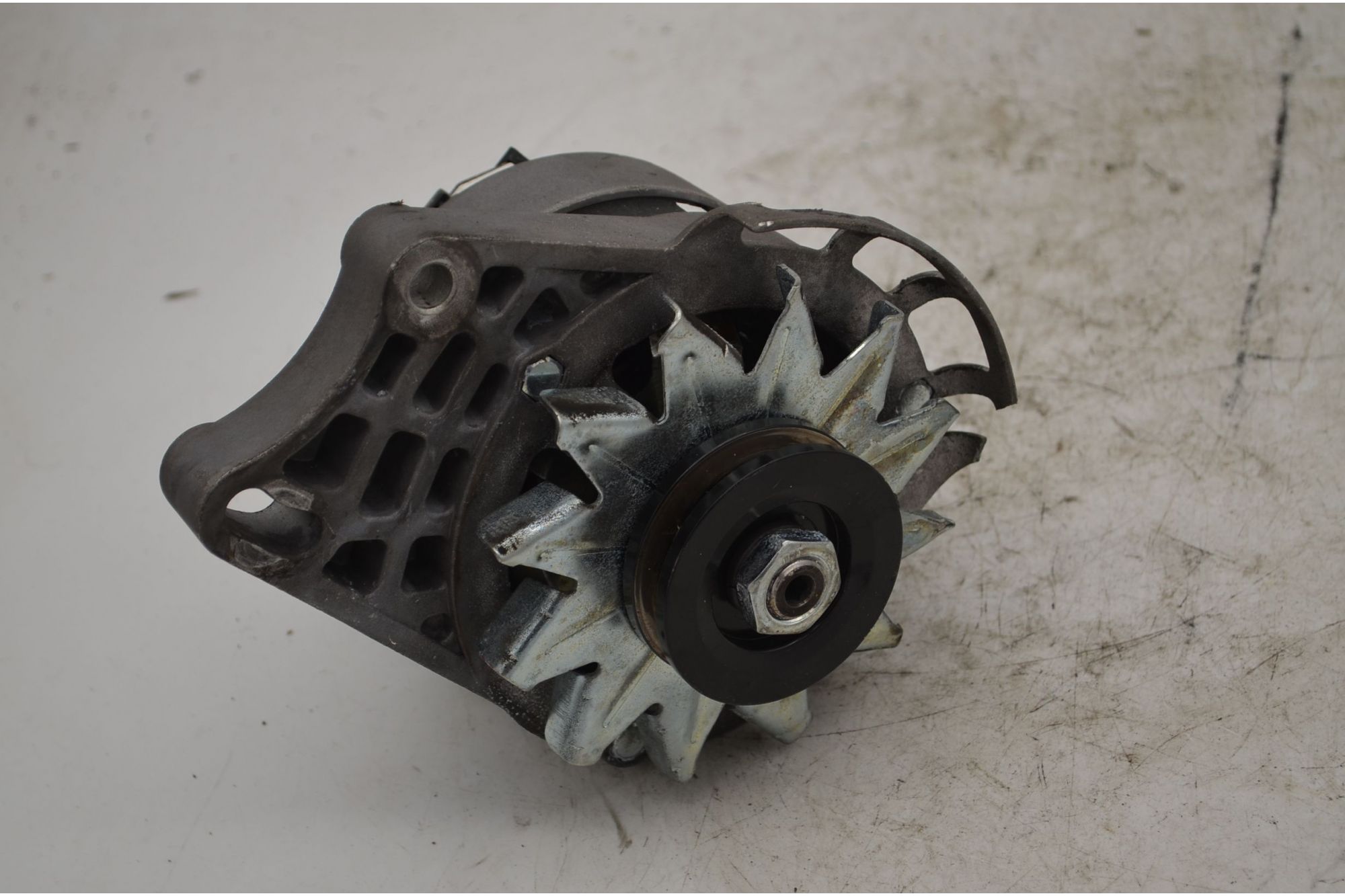 Alternatore Fiat Cinquecento  Dal 1992 al 1999 Cod 210023  1742976206978