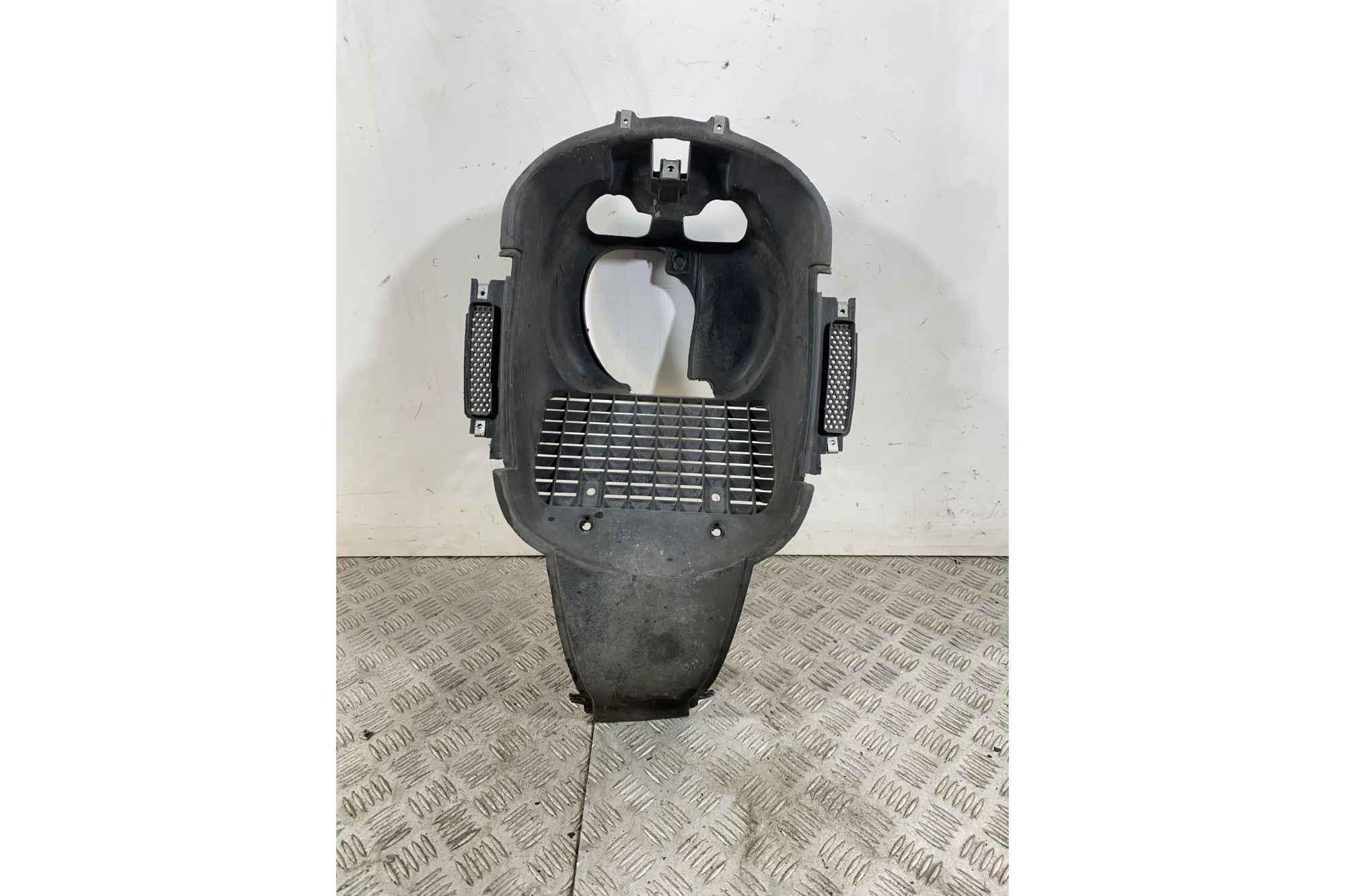 Carena Girglia Sottoscudo Gilera Runner 125 2T Dal 1999 Al 2000  1743066808898