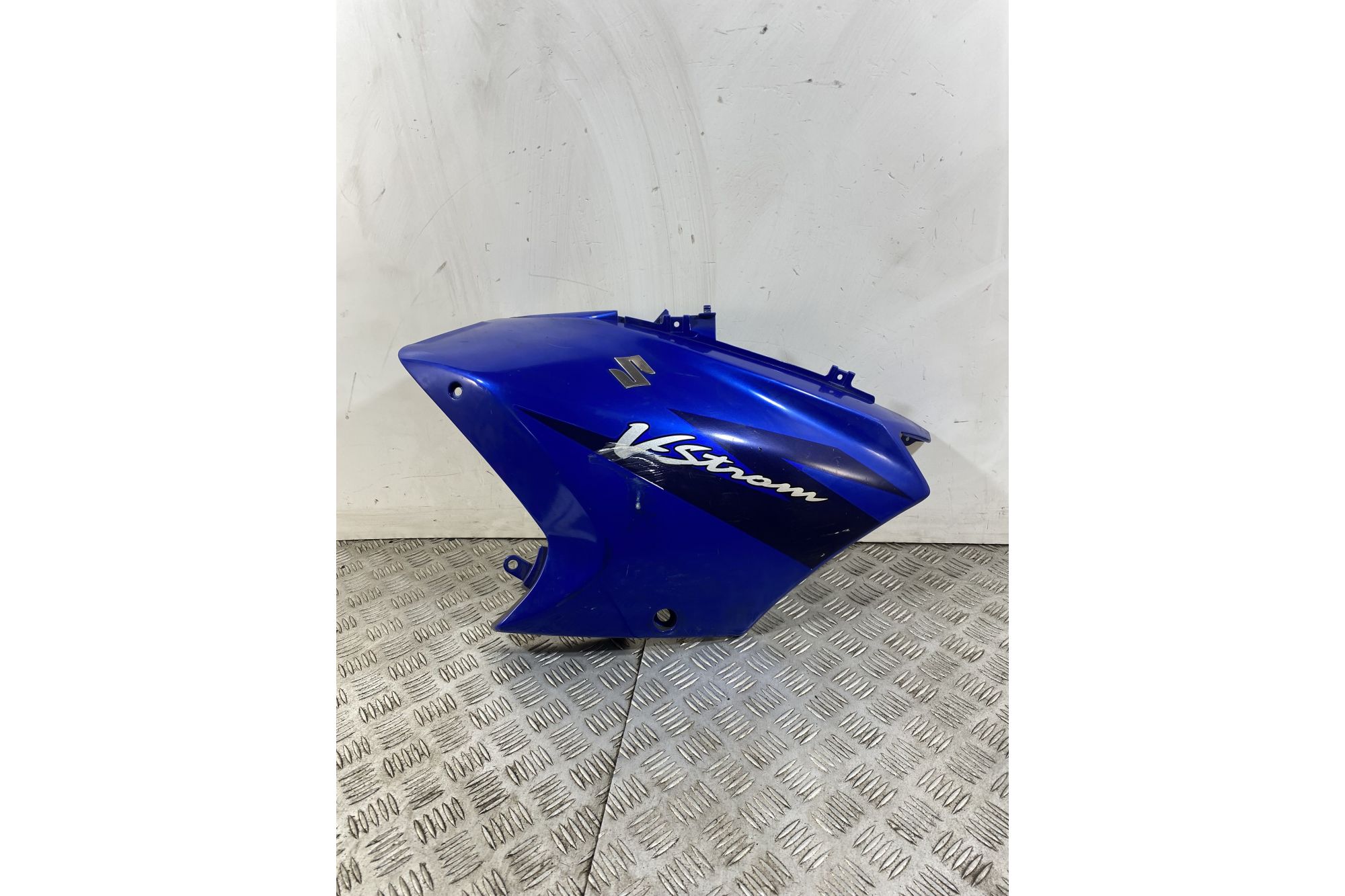 Carena Fianchetto Anteriore Destro Suzuki V-Strom 650 DL Dal 2008 Al 2011  1743148739423