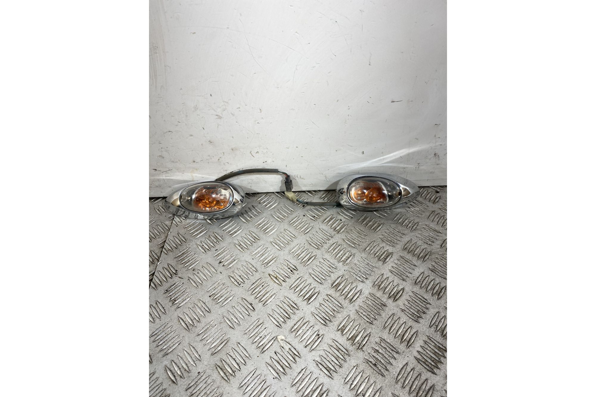 Coppia Frecce Posteriori Kymco Yup 250 Dal 2002 Al 2005  1743173856782