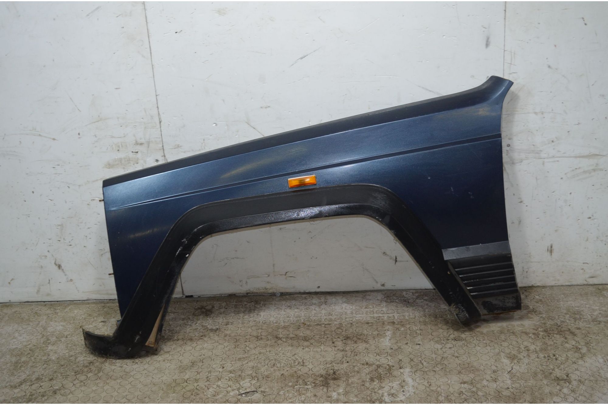 Parafango Anteriore SX Jeep Cherokee XJ Dal 1984 al 1996 Cod K56022323AA  1743410324128