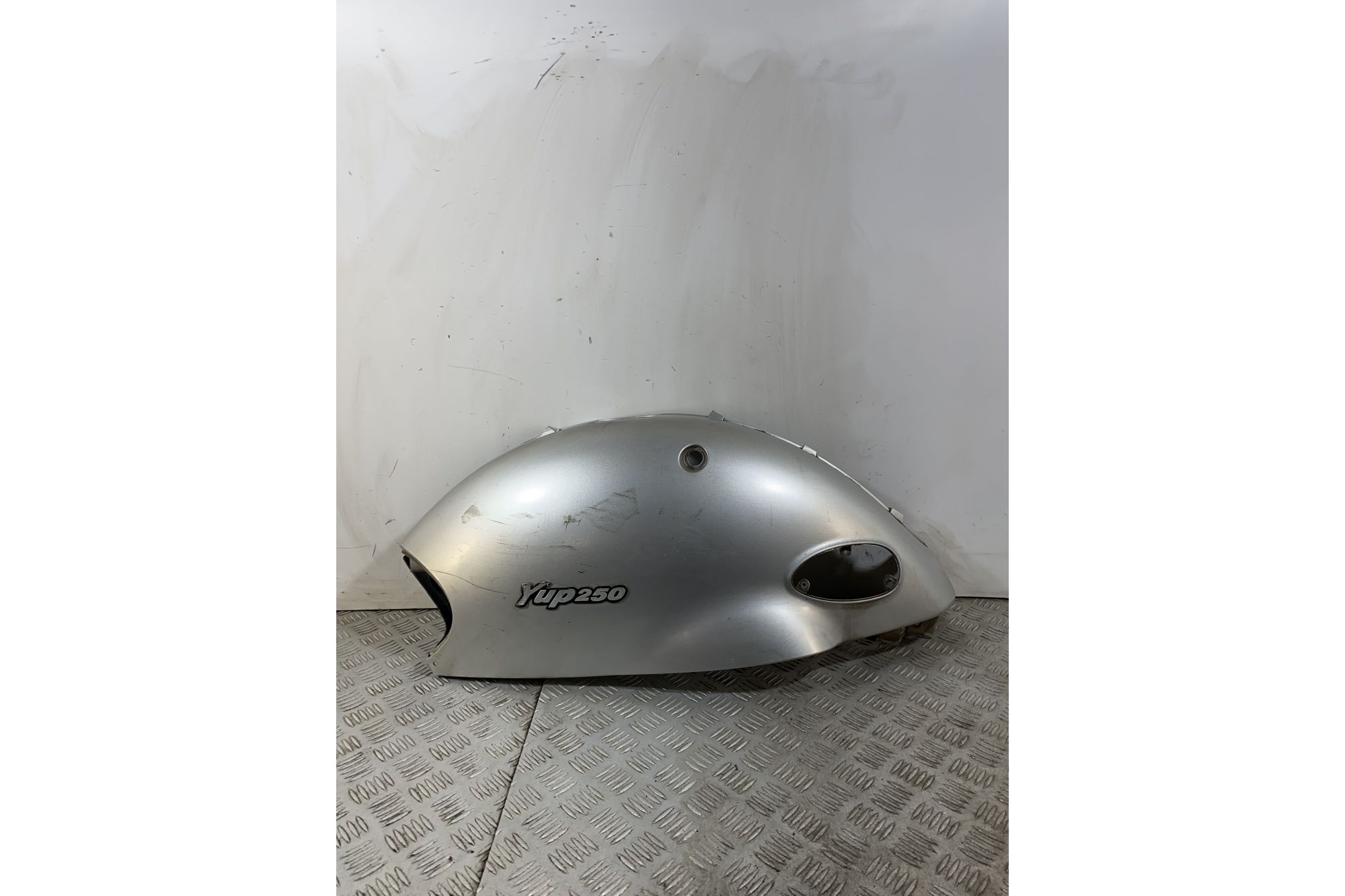 Carena Fianchetto Posteriore Sinistro SX Kymco Yup 250 Dal 2002 Al 2005  1743429476764