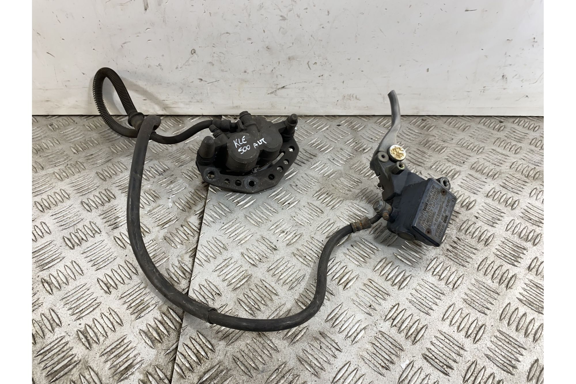 Impianto Frenante Anteriore Pinza e Pompa Freno Anteriore Kawasaki KLE 500 Dal 1991 al 2006  1743497389584