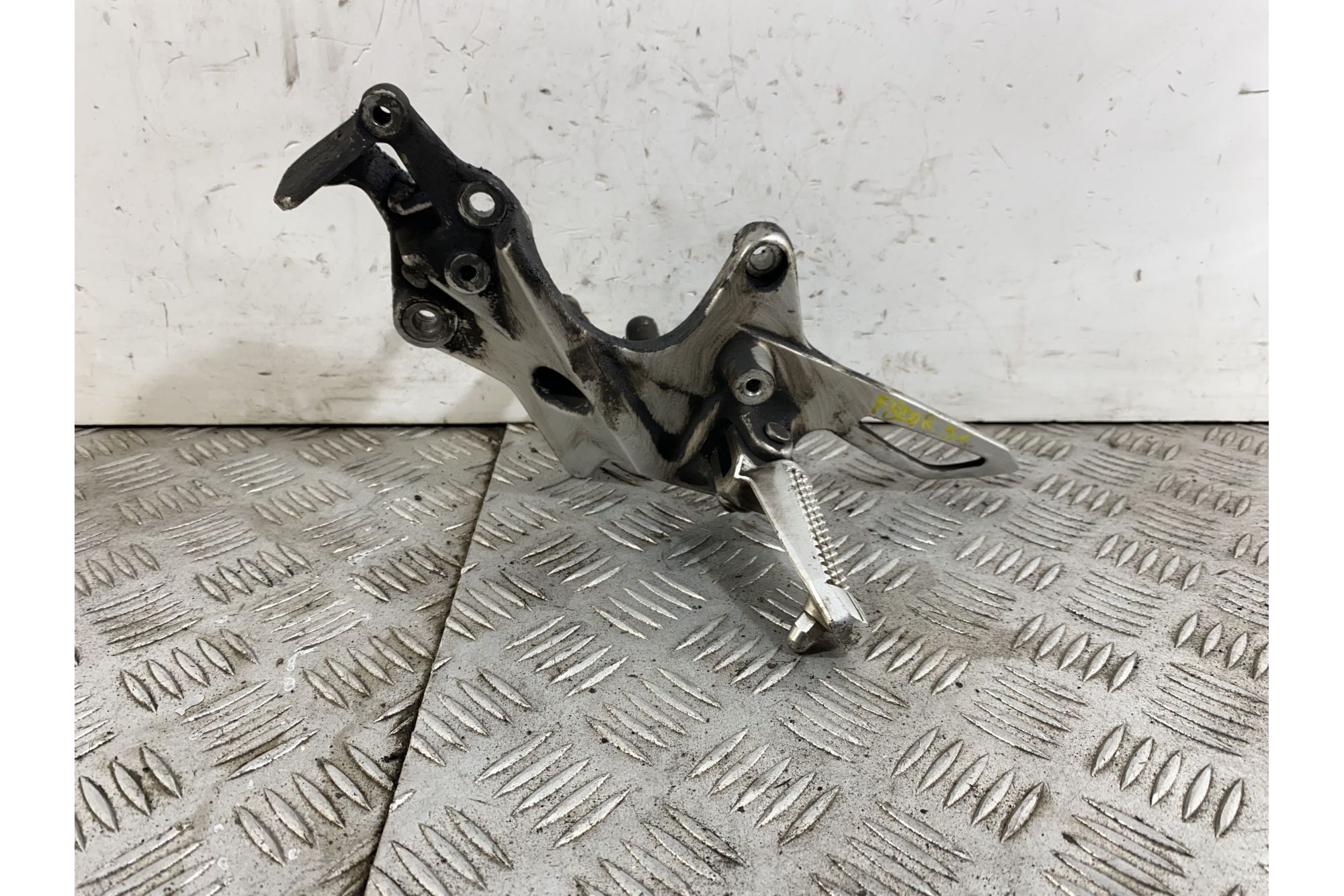 Pedana Poggiapiedi Sinistra Sx BMW F800 R Dal 2009 Al 2011  1743501421903