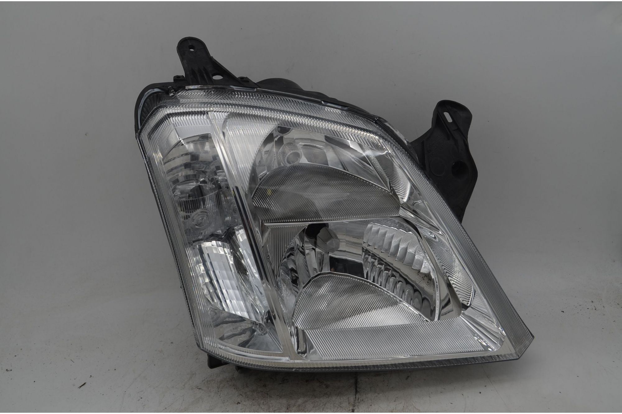 Faro Anteriore DX Opel Meriva A Dal 2003 al 2010 Cod 93175365  1743662451023