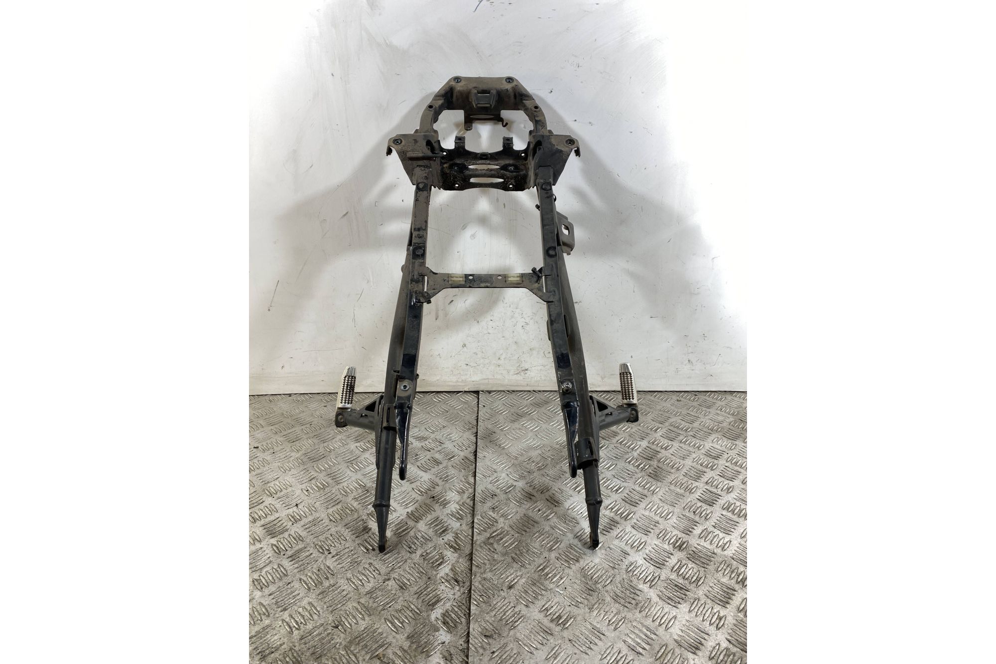Telaio Telaietto Posteriore Con Pedane passeggero BMW F800 R Dal 2009 Al 2011  1743687131870