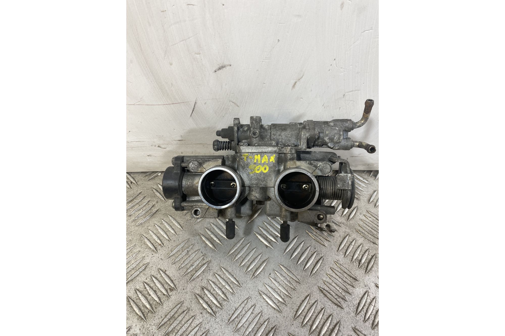 Corpo Farfallato Yamaha Tmax T-Max 500 dal 2004 al 2007  1743693015256